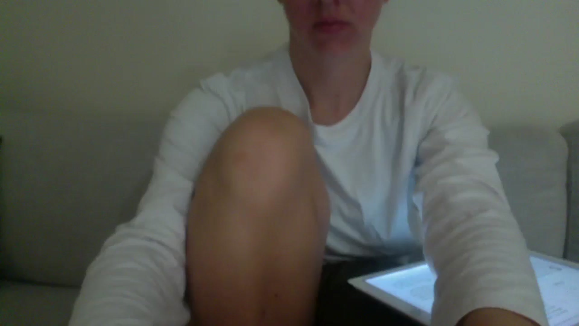 Gallery image thumbnail from loverosie69's myfreecams stream on, 12/02/2023, 09:19 image 9 of 20