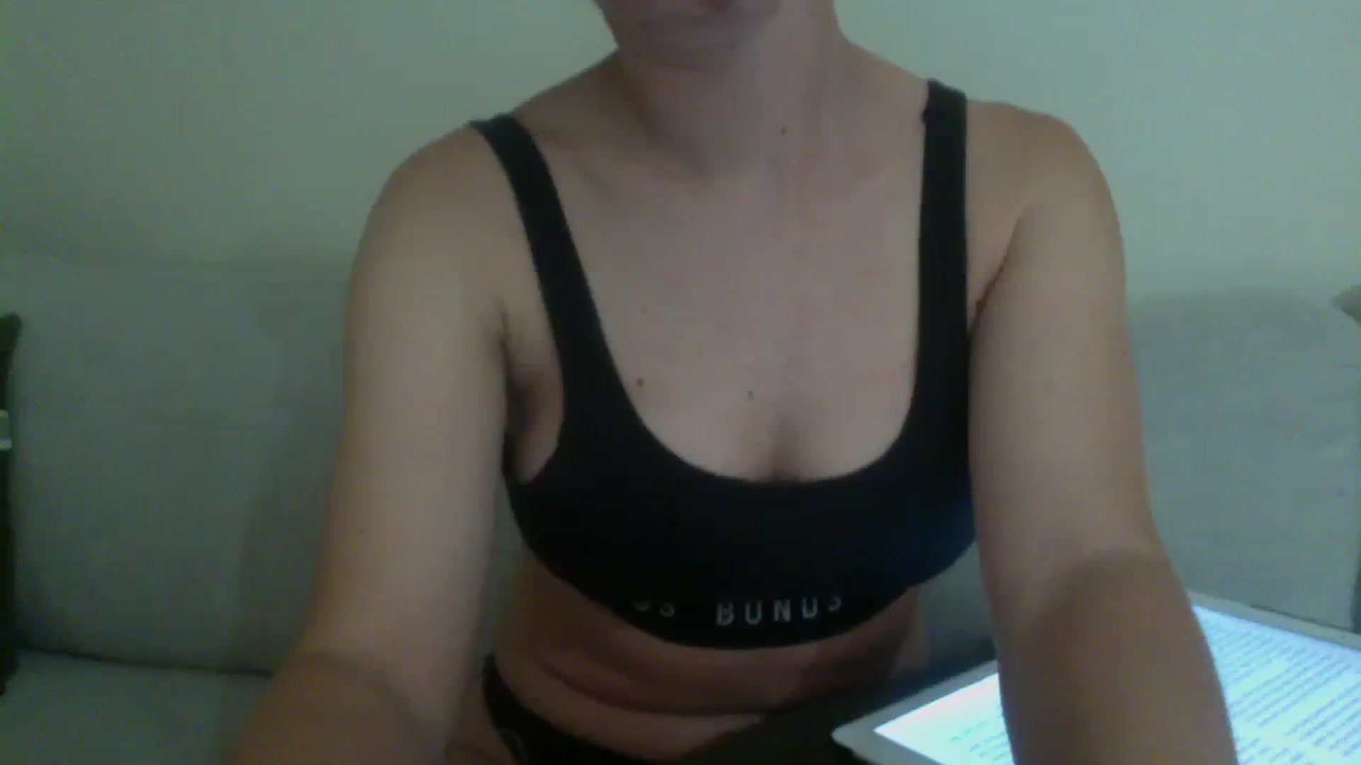 Gallery image thumbnail from loverosie69's myfreecams stream on, 12/02/2023, 09:31 image 19 of 20