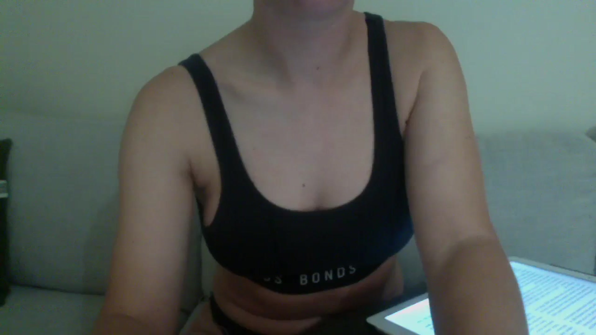Gallery image thumbnail from loverosie69's myfreecams stream on, 12/02/2023, 09:31 image 8 of 20