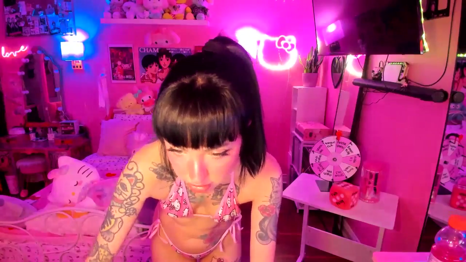 Gallery image thumbnail from lovesick's myfreecams stream on, 05/11/2025, 01:12 image 19 of 20