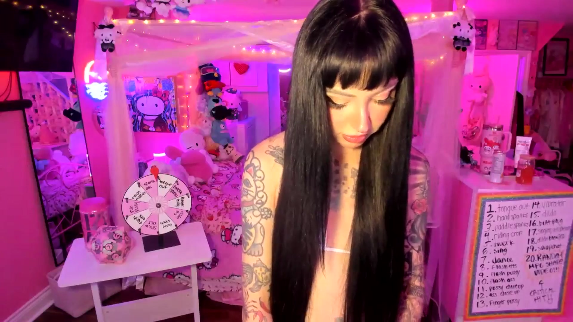 Gallery image thumbnail from lovesick's myfreecams stream on, 11/16/2025, 24:59 image 3 of 20