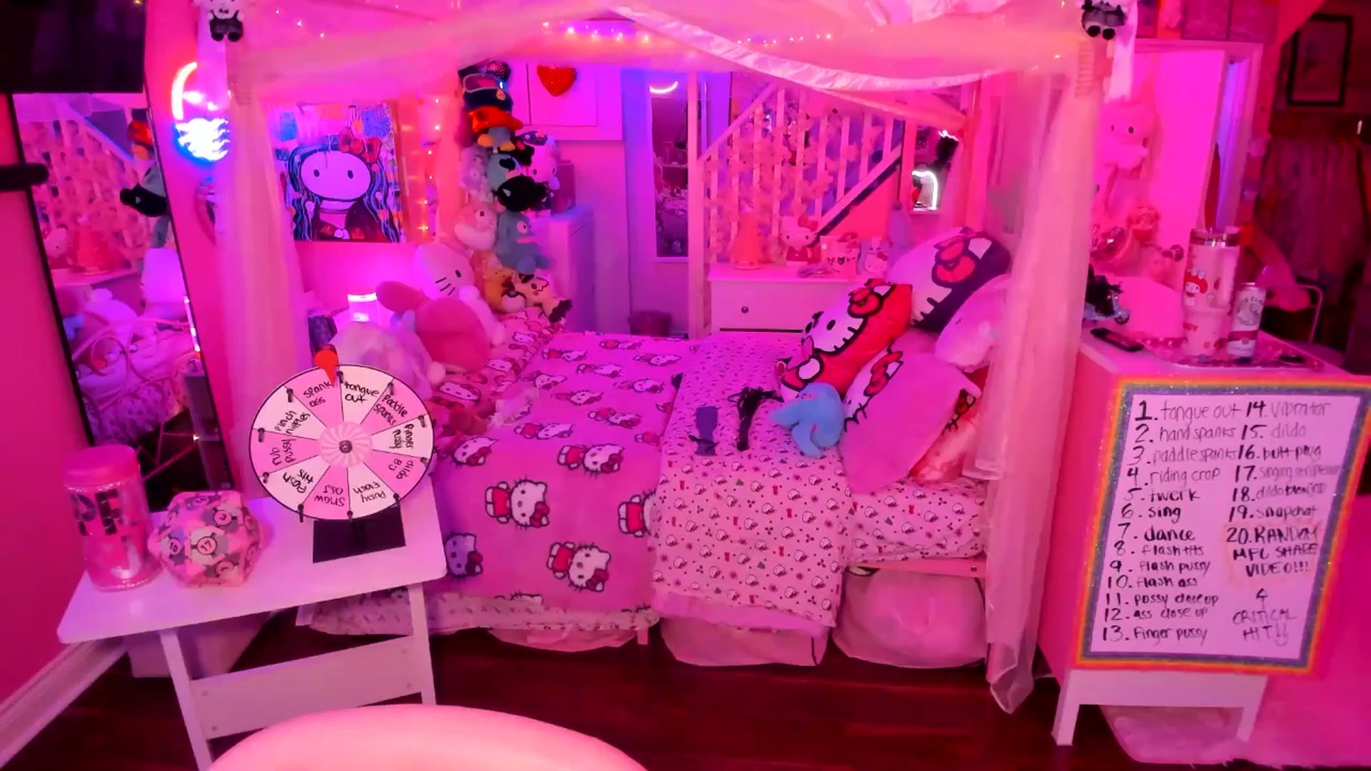 Gallery image thumbnail from lovesick's myfreecams stream on, 11/17/2025, 24:06 image 8 of 20