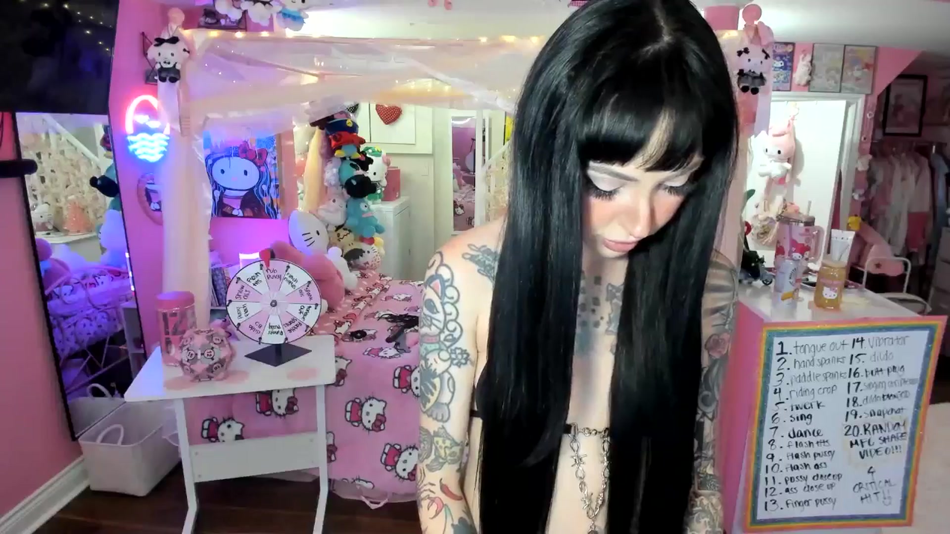 Gallery image thumbnail from lovesick's myfreecams stream on, 11/29/2025, 02:52 image 3 of 20