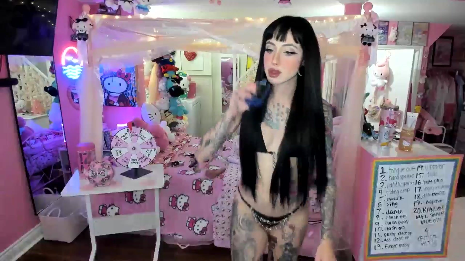 Gallery image thumbnail from lovesick's myfreecams stream on, 11/29/2025, 02:52 image 5 of 20