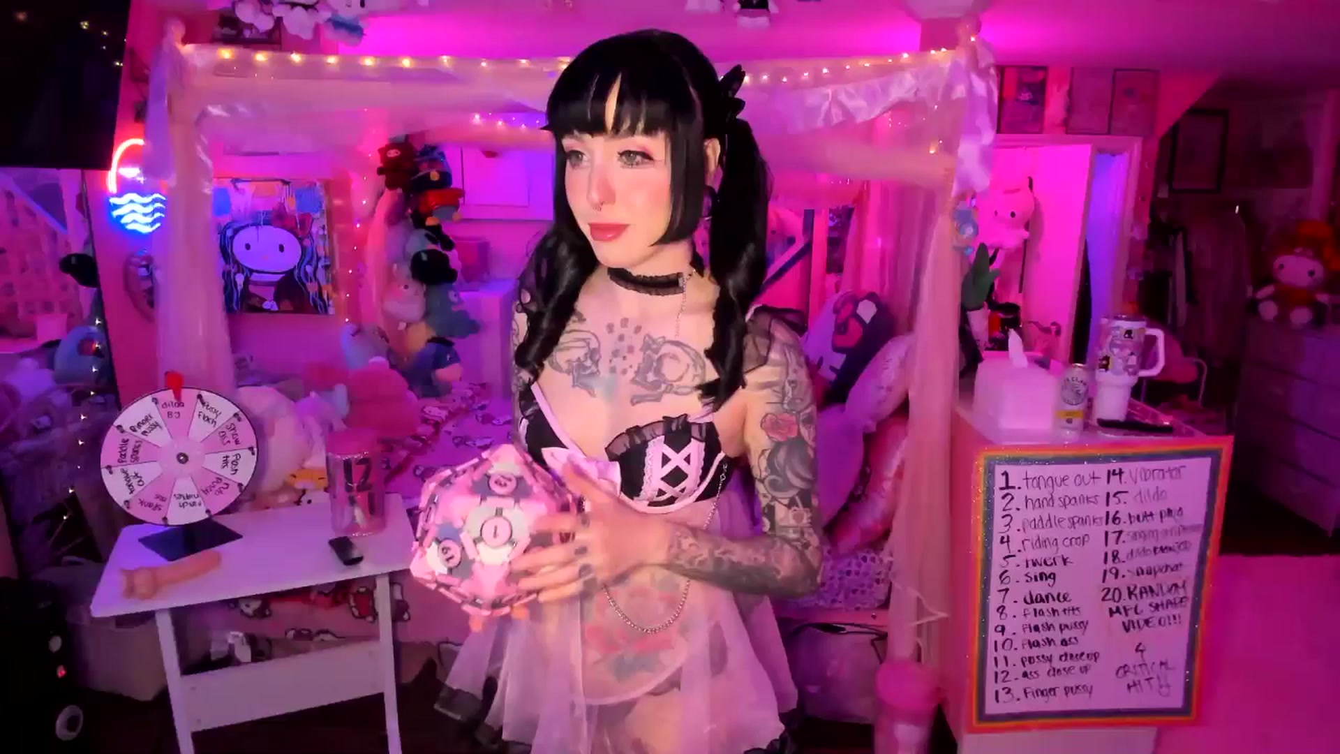 Gallery image thumbnail from lovesick's myfreecams stream on, 01/25/2026, 02:25 image 1 of 20