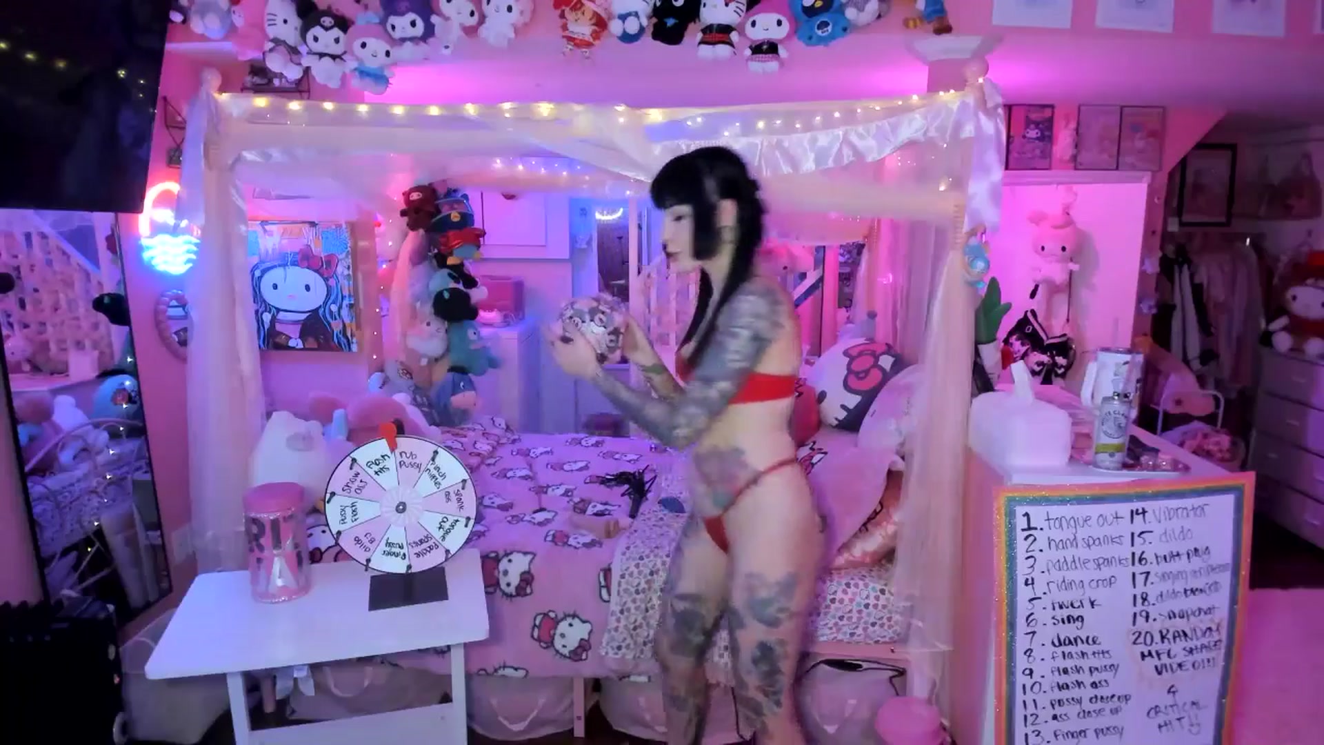 Gallery image thumbnail from lovesick's myfreecams stream on, 01/27/2026, 02:22 image 8 of 20