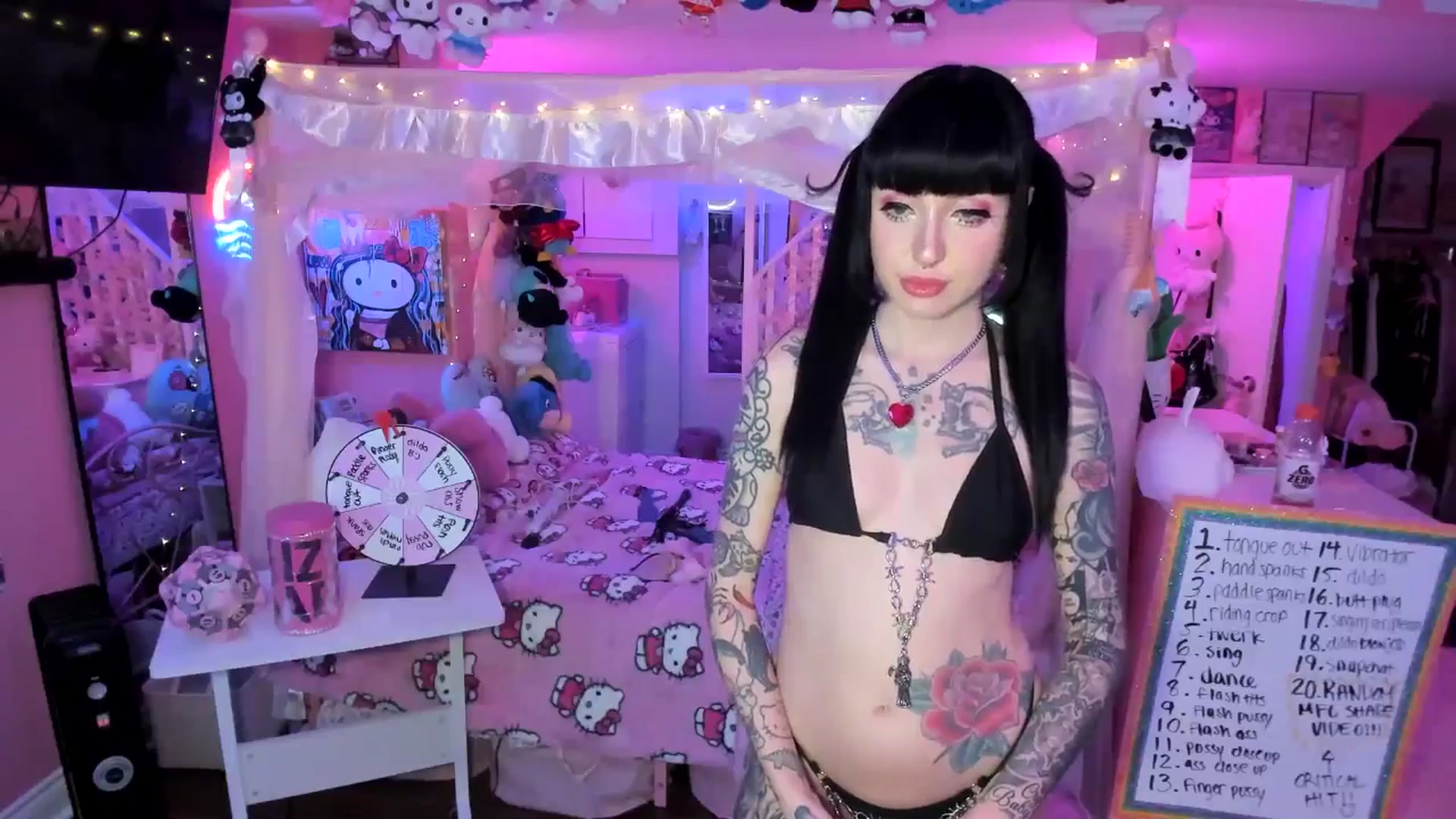 Gallery image thumbnail from lovesick's myfreecams stream on, 02/14/2026, 01:34 image 8 of 20