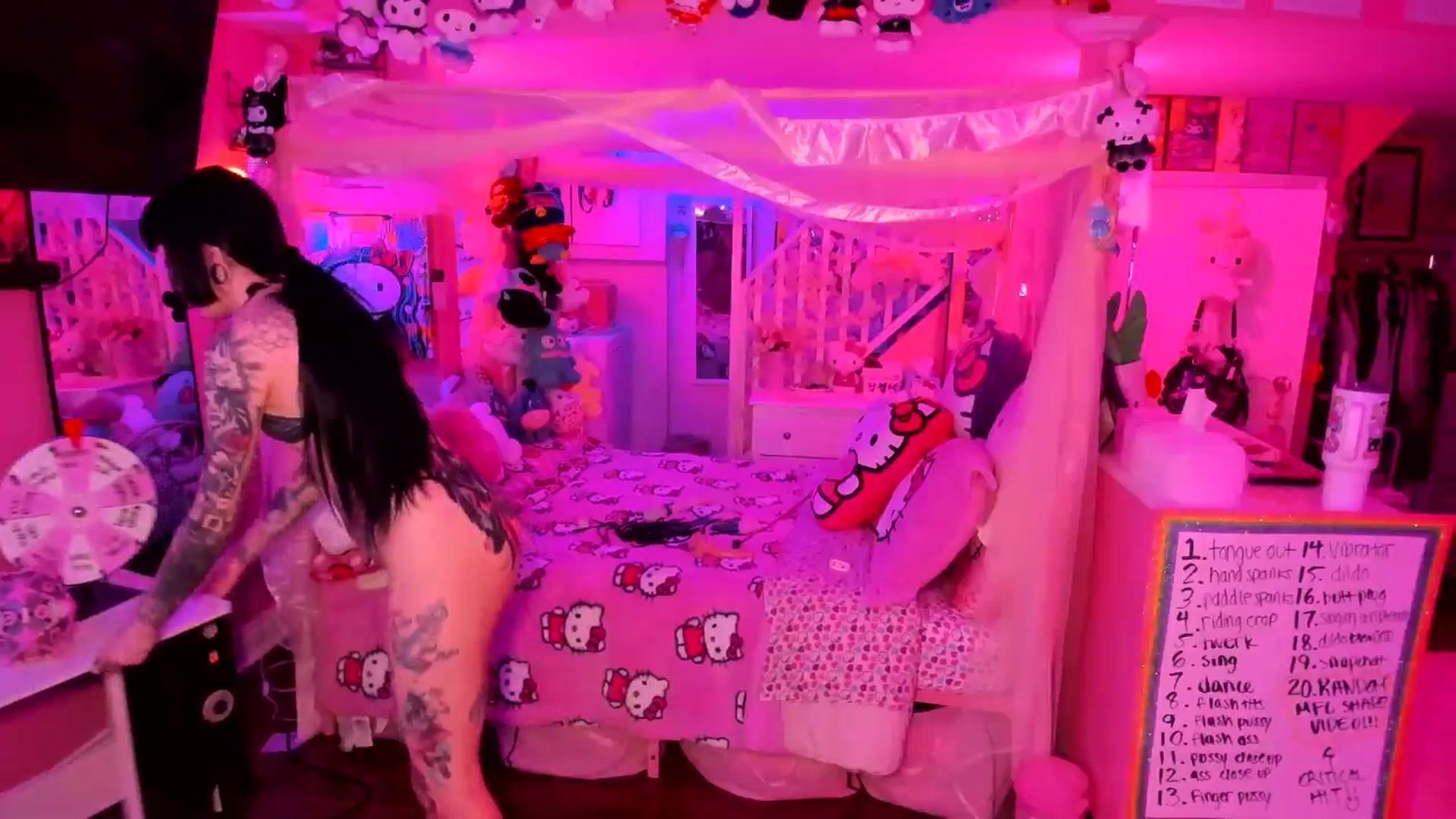 Gallery image thumbnail from lovesick's myfreecams stream on, 03/15/2026, 02:39 image 6 of 20