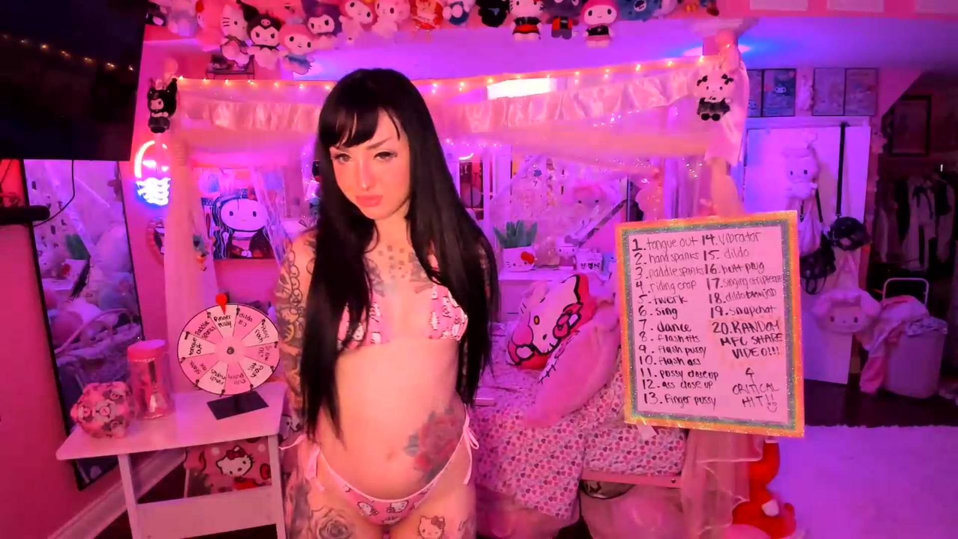 Gallery image thumbnail from lovesick's myfreecams stream on, 06/29/2026, 22:57 image 7 of 20