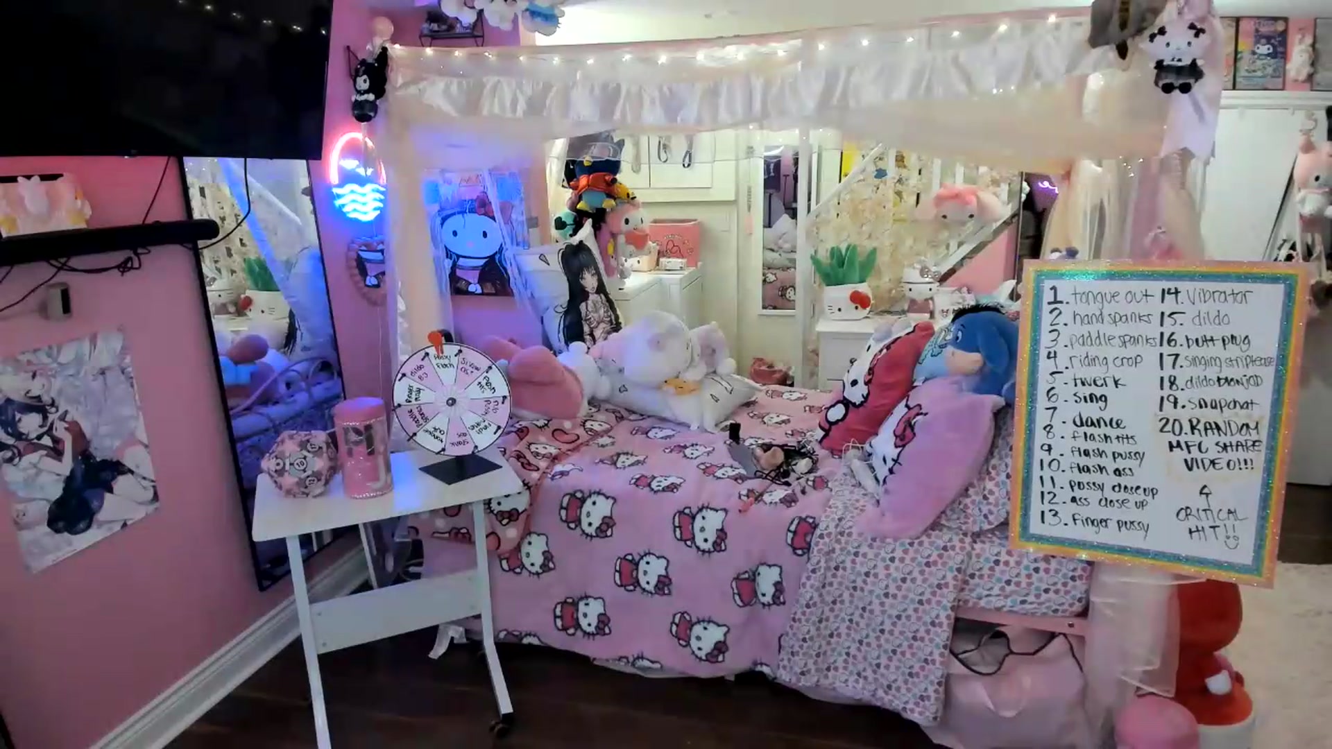 Gallery image thumbnail from lovesick's myfreecams stream on, 07/22/2026, 01:19 image 9 of 20