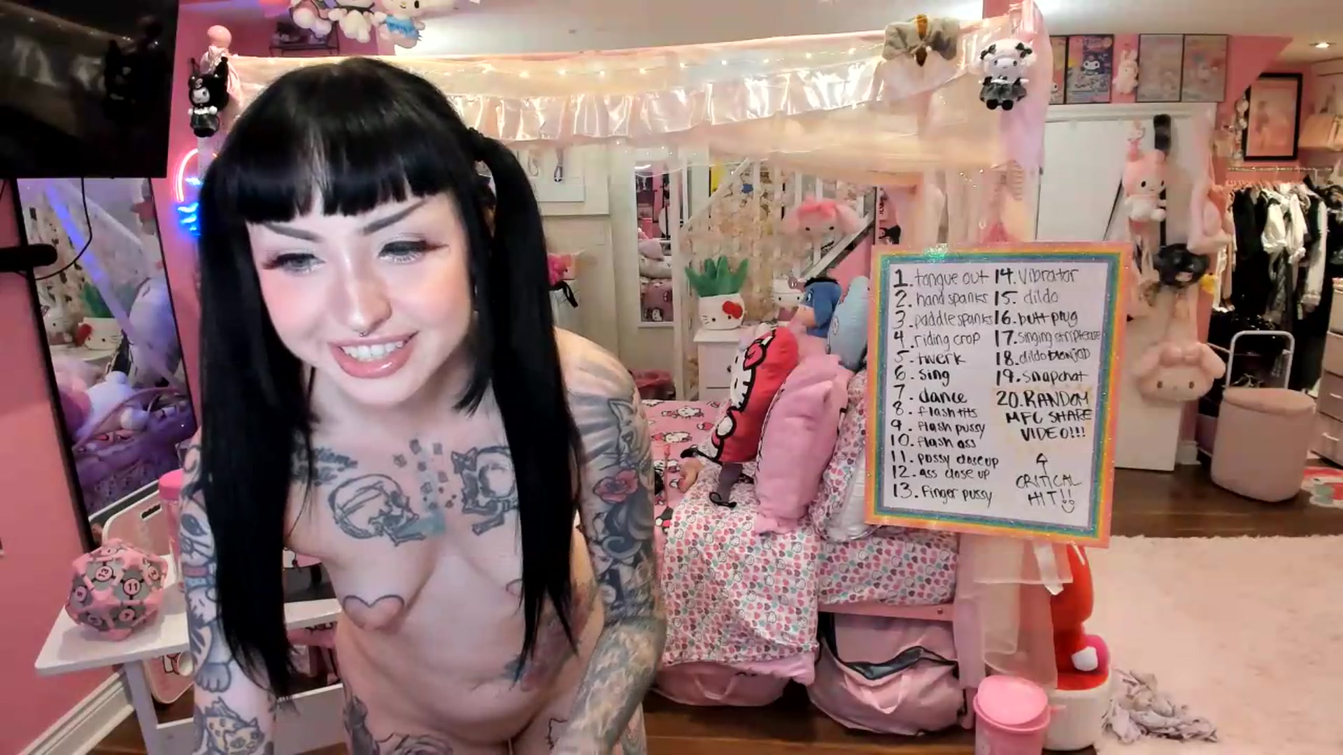 Gallery image thumbnail from lovesick's myfreecams stream on, 08/08/2026, 01:03 image 3 of 20