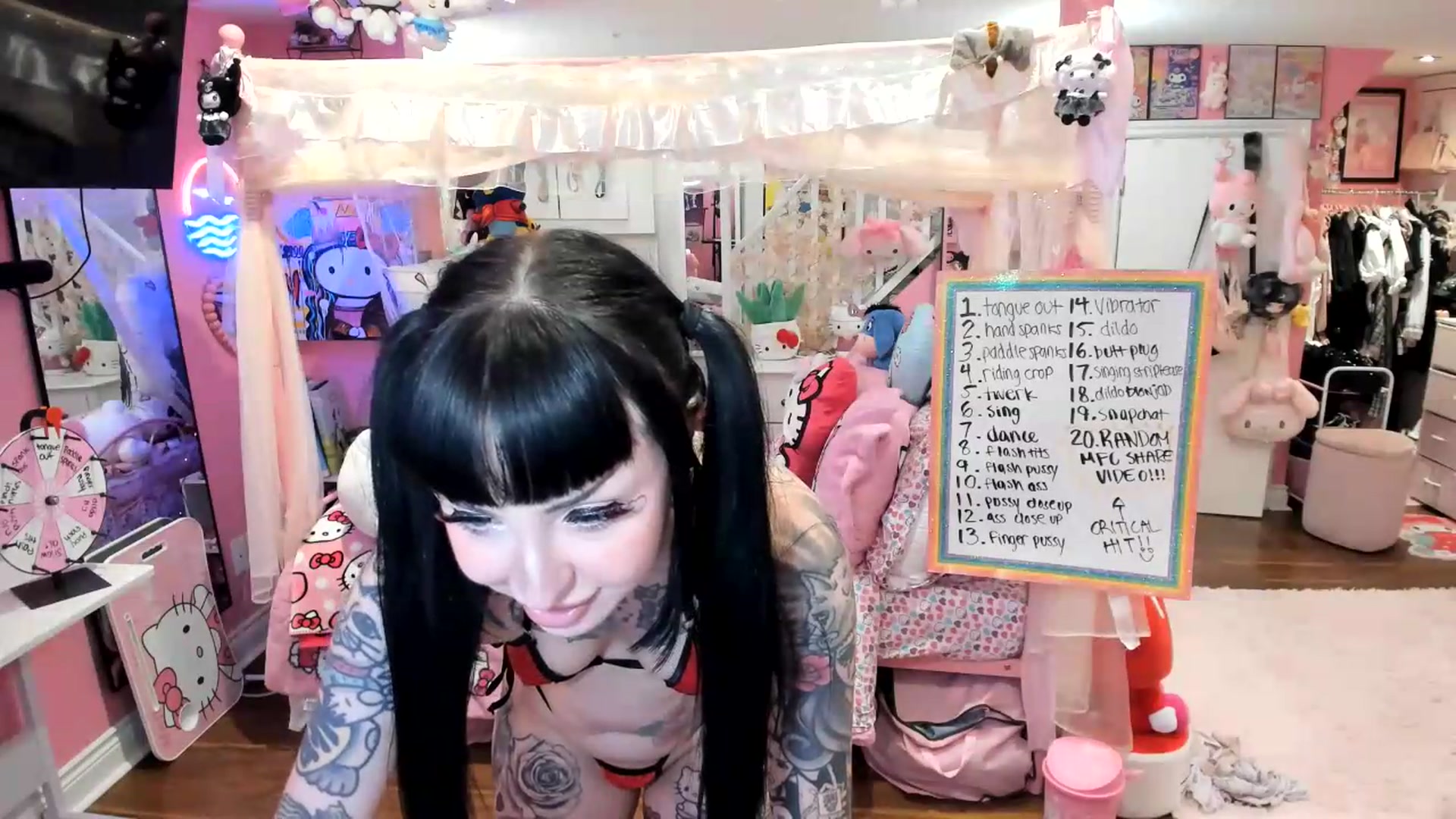 Gallery image thumbnail from lovesick's myfreecams stream on, 08/08/2026, 01:03 image 12 of 20