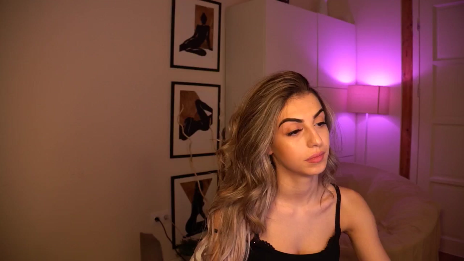 Gallery image thumbnail from lovlybambi's myfreecams stream on, 05/20/2024, 16:47 image 7 of 20
