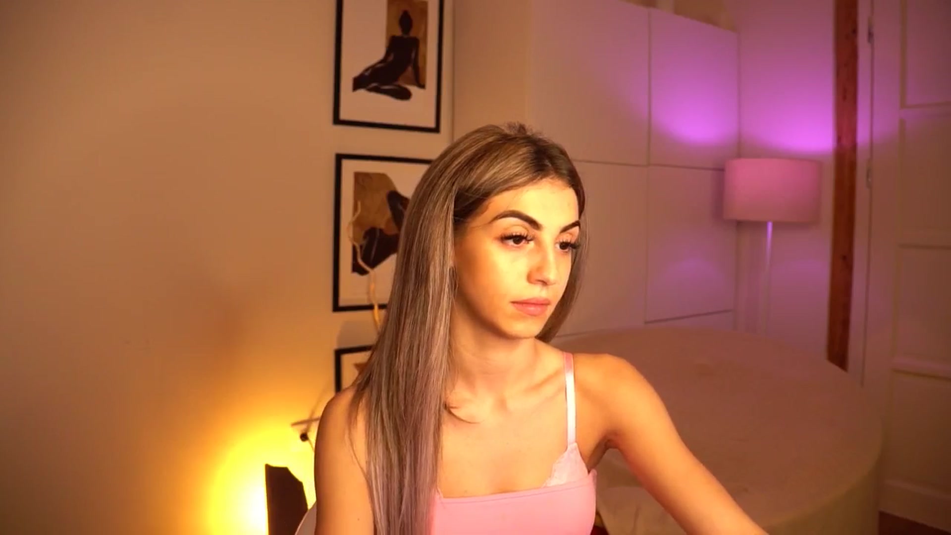 Gallery image thumbnail from lovlybambi's myfreecams stream on, 05/23/2024, 17:12 image 20 of 20