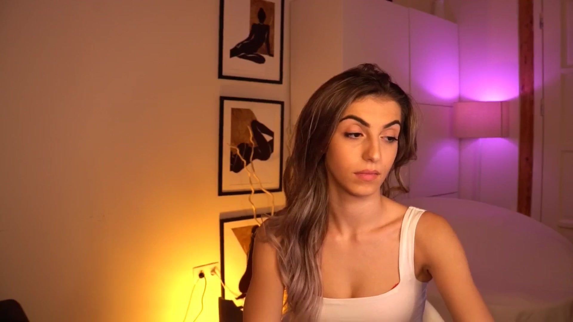 Gallery image thumbnail from lovlybambi's myfreecams stream on, 07/11/2024, 18:46 image 2 of 20