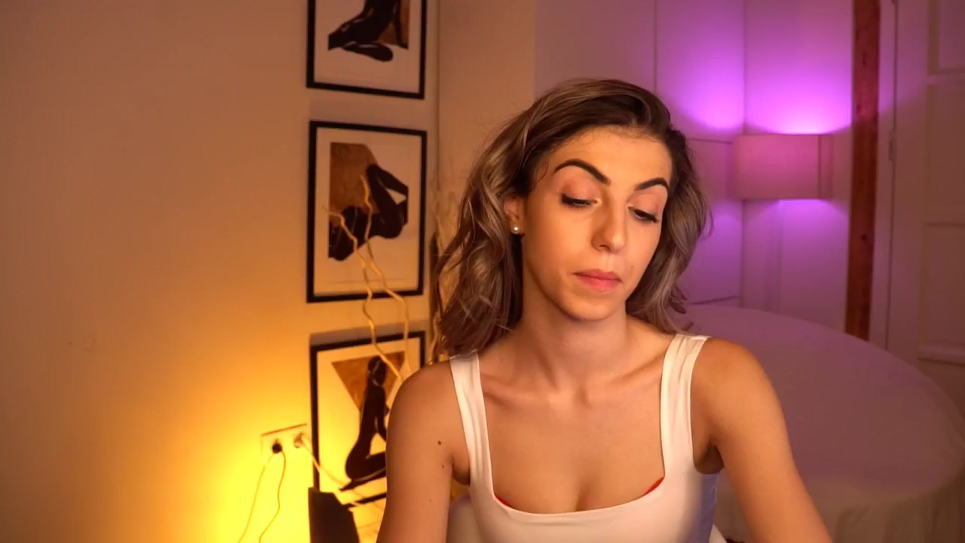 Gallery image thumbnail from lovlybambi's myfreecams stream on, 07/11/2024, 18:46 image 12 of 20