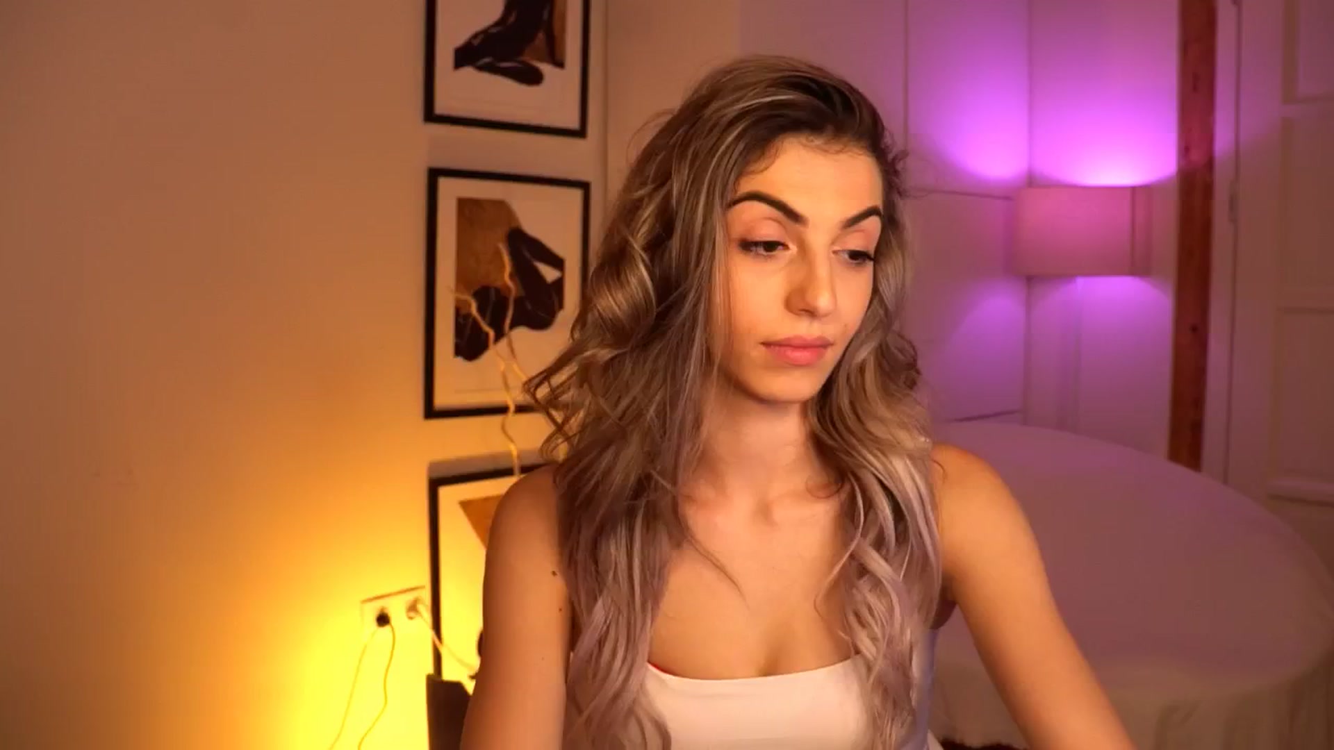 Gallery image thumbnail from lovlybambi's myfreecams stream on, 07/11/2024, 18:46 image 11 of 20