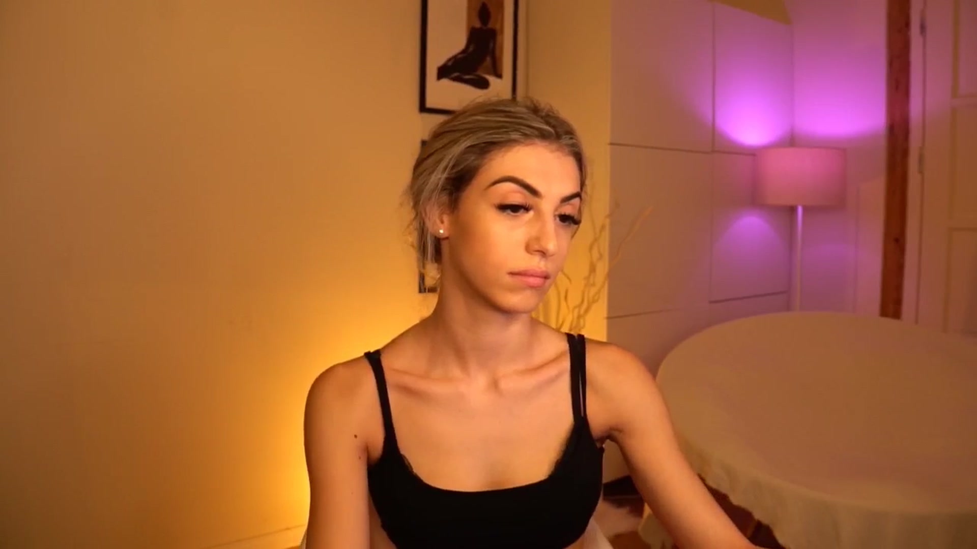 Gallery image thumbnail from lovlybambi's myfreecams stream on, 07/16/2024, 16:51 image 2 of 20