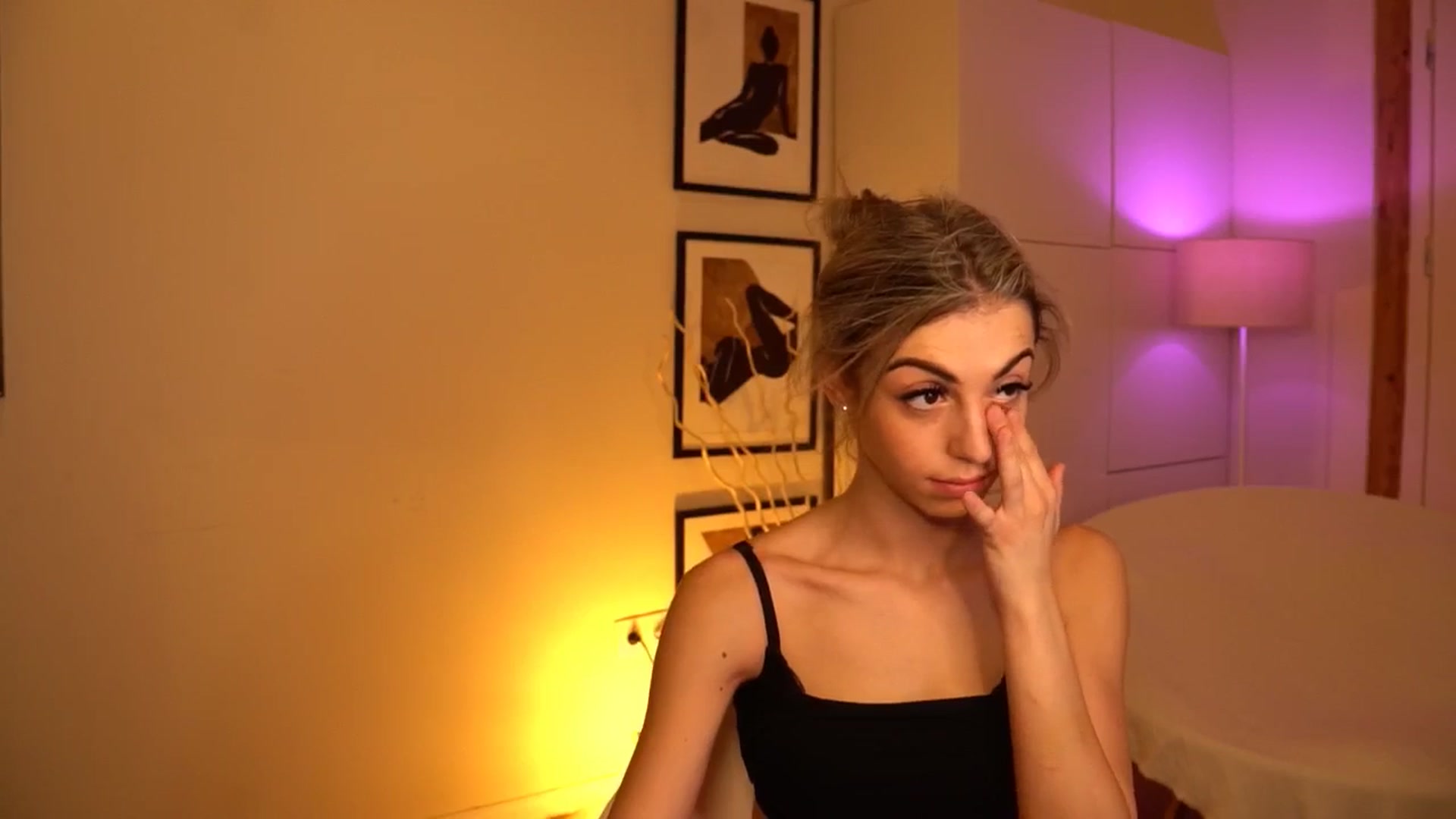 Gallery image thumbnail from lovlybambi's myfreecams stream on, 07/16/2024, 16:51 image 20 of 20