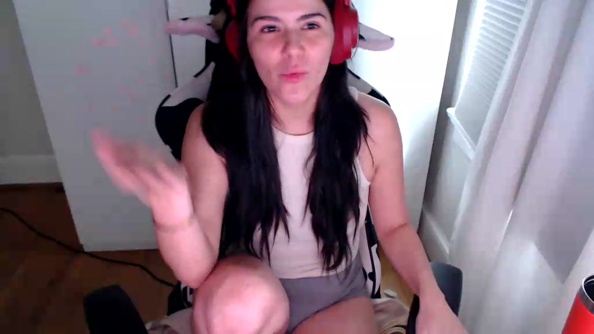 Gallery image thumbnail from lowbattery__'s myfreecams stream on, 08/09/2026, 16:33 image 2 of 20