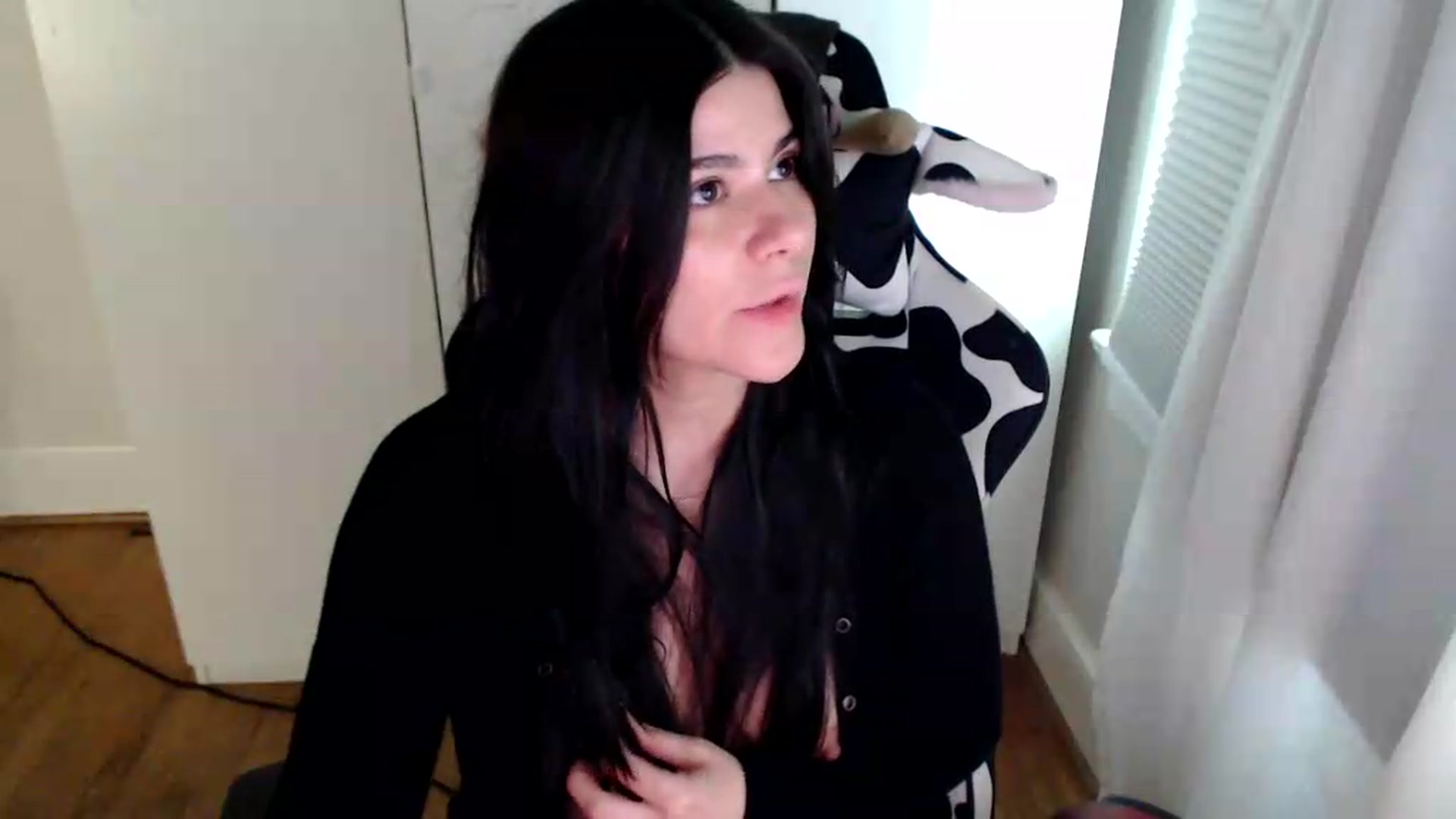 Gallery image thumbnail from lowbattery__'s myfreecams stream on, 08/09/2026, 16:33 image 20 of 20