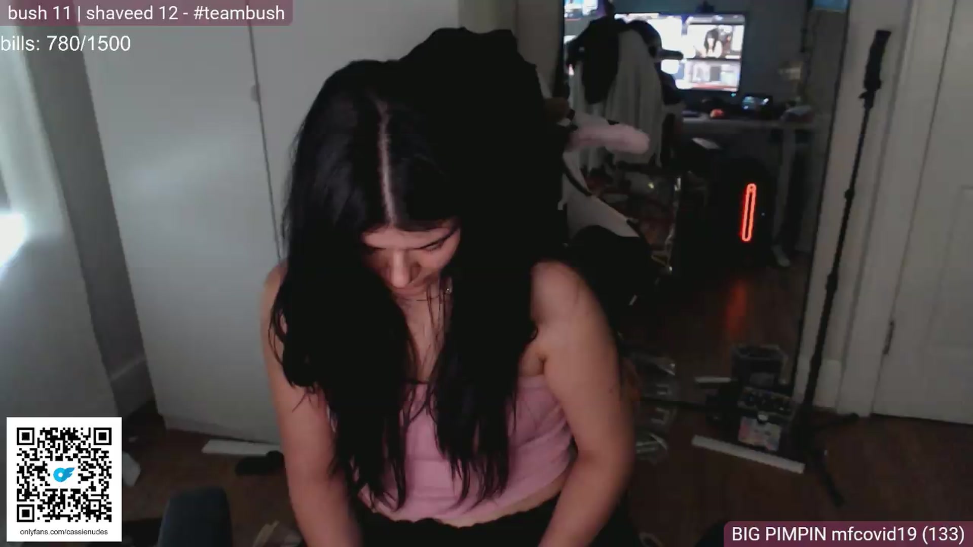 Gallery image thumbnail from lowbattery__'s myfreecams stream on, 08/29/2026, 18:19 image 12 of 20