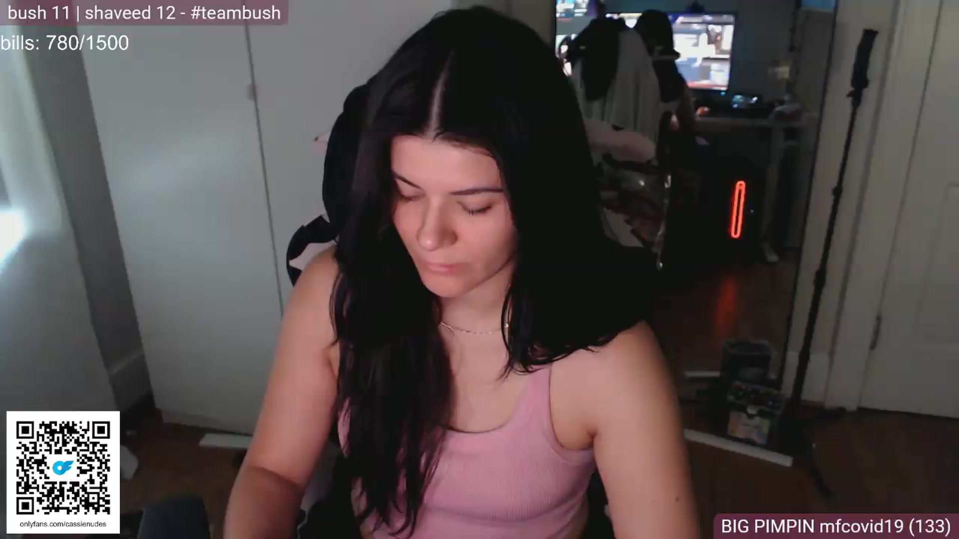 Gallery image thumbnail from lowbattery__'s myfreecams stream on, 08/29/2026, 18:19 image 17 of 20