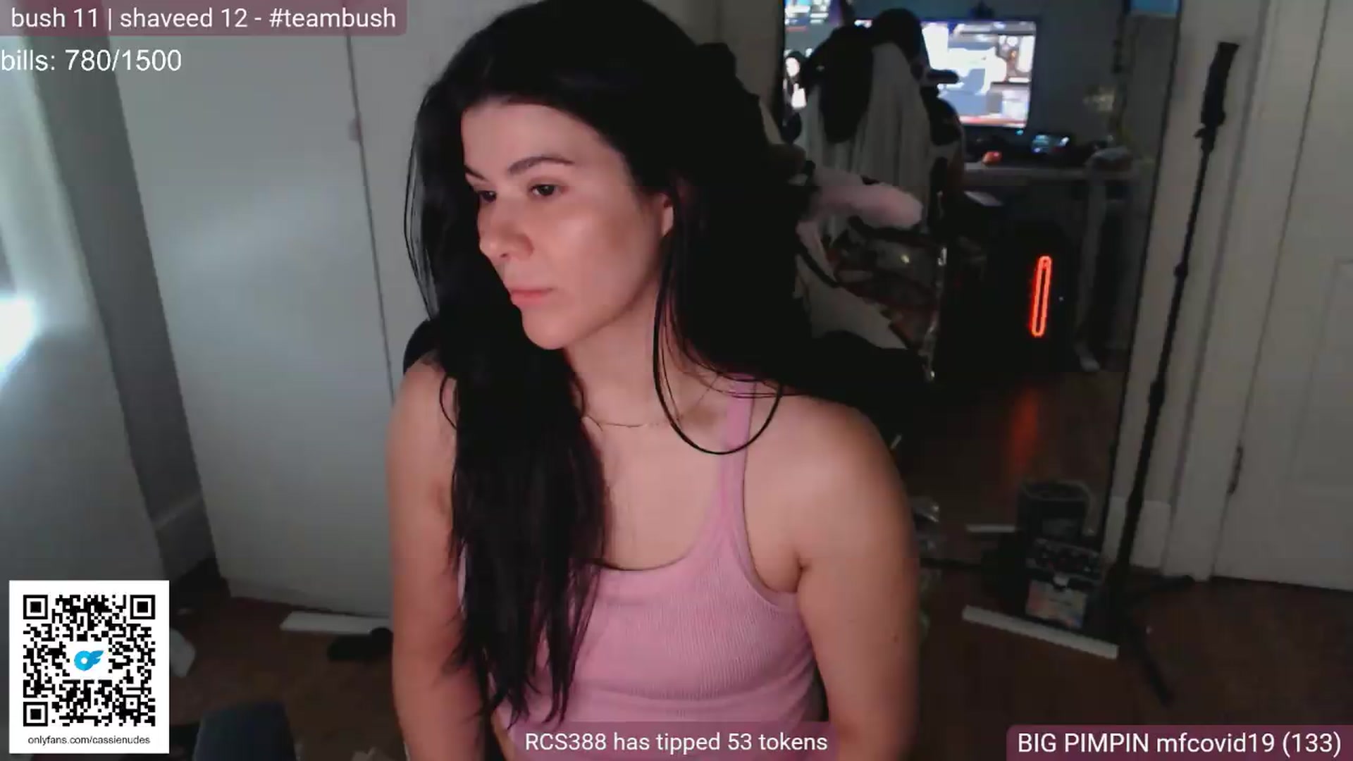 Gallery image thumbnail from lowbattery__'s myfreecams stream on, 08/29/2026, 18:19 image 16 of 20
