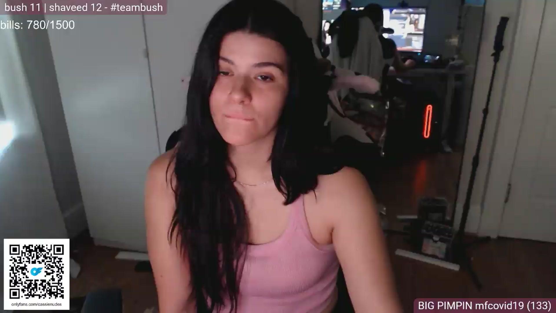 Gallery image thumbnail from lowbattery__'s myfreecams stream on, 08/29/2026, 18:19 image 15 of 20