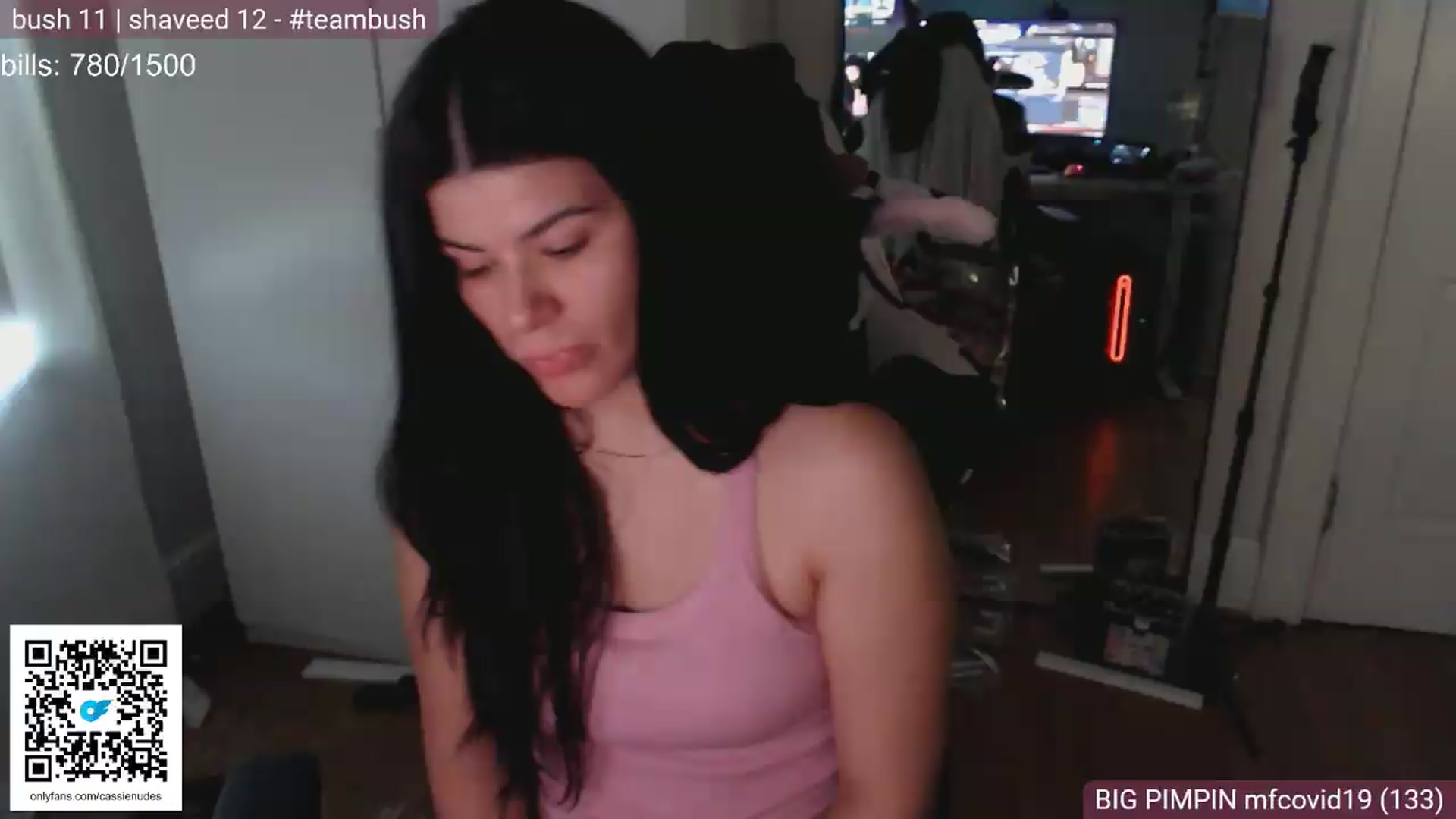 Gallery image thumbnail from lowbattery__'s myfreecams stream on, 08/29/2026, 18:19 image 14 of 20