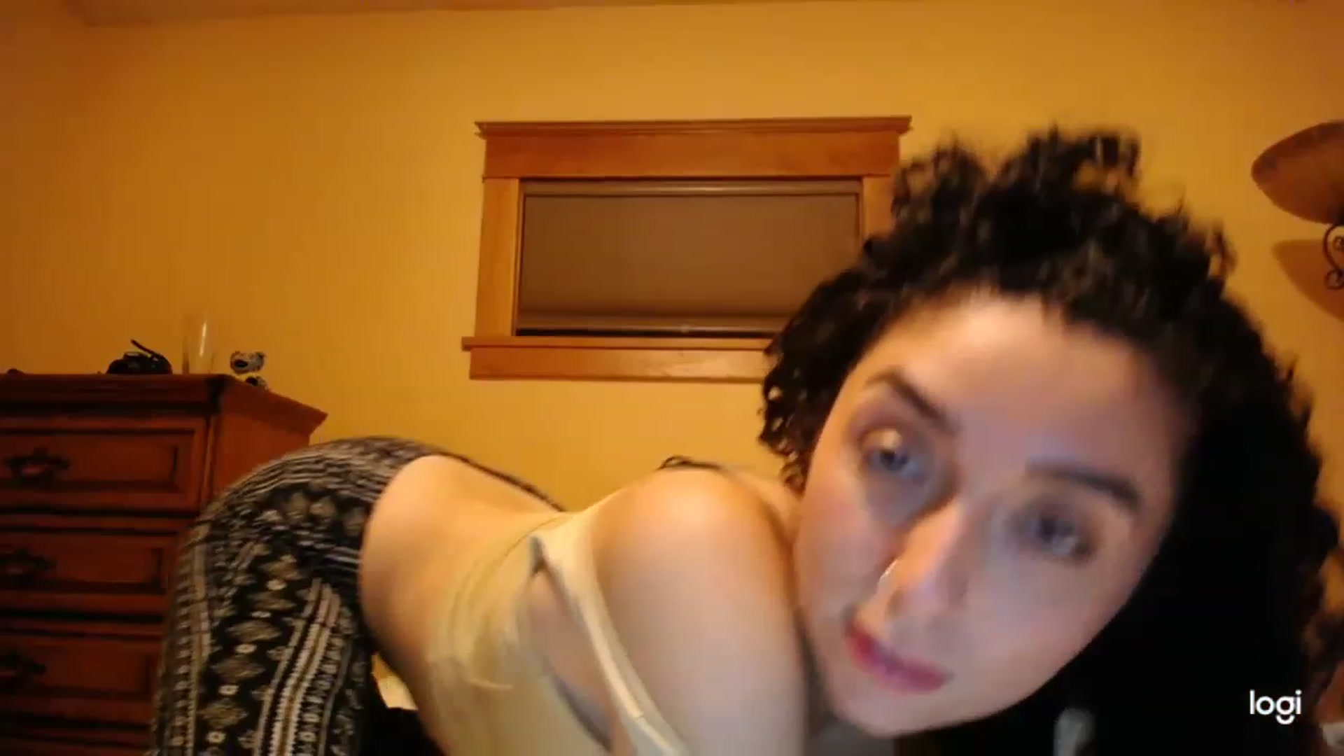 Gallery image thumbnail from luabelle's myfreecams stream on, 11/21/2022, 05:35 image 6 of 20