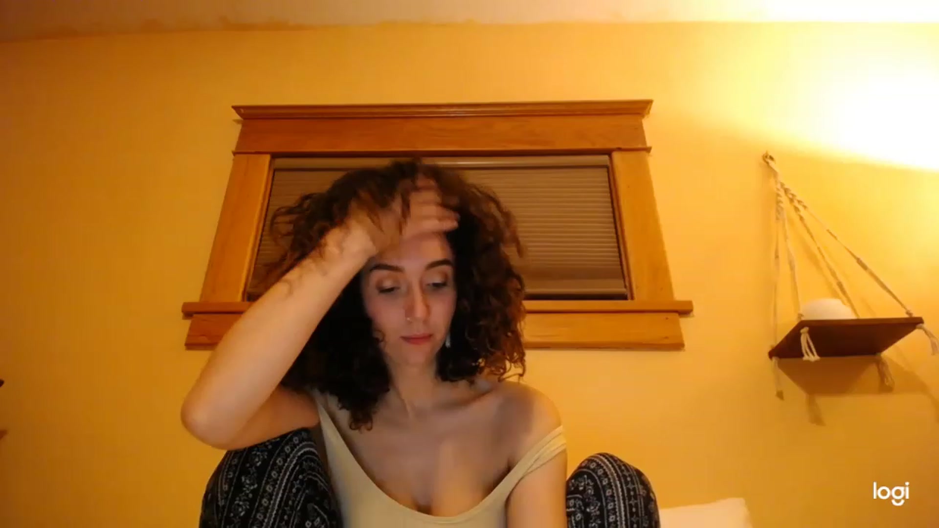 Gallery image thumbnail from luabelle's myfreecams stream on, 11/21/2022, 05:35 image 14 of 20