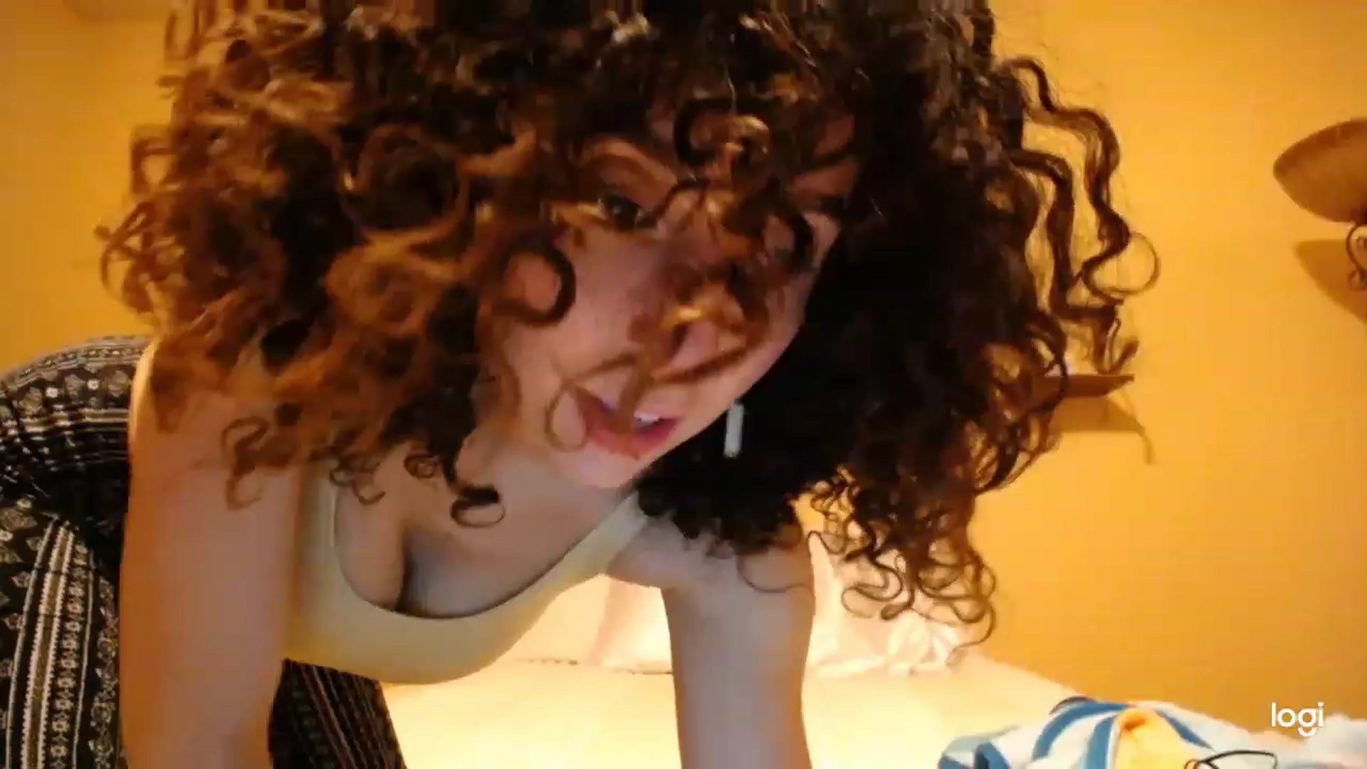 Gallery image thumbnail from luabelle's myfreecams stream on, 11/21/2022, 05:35 image 10 of 20