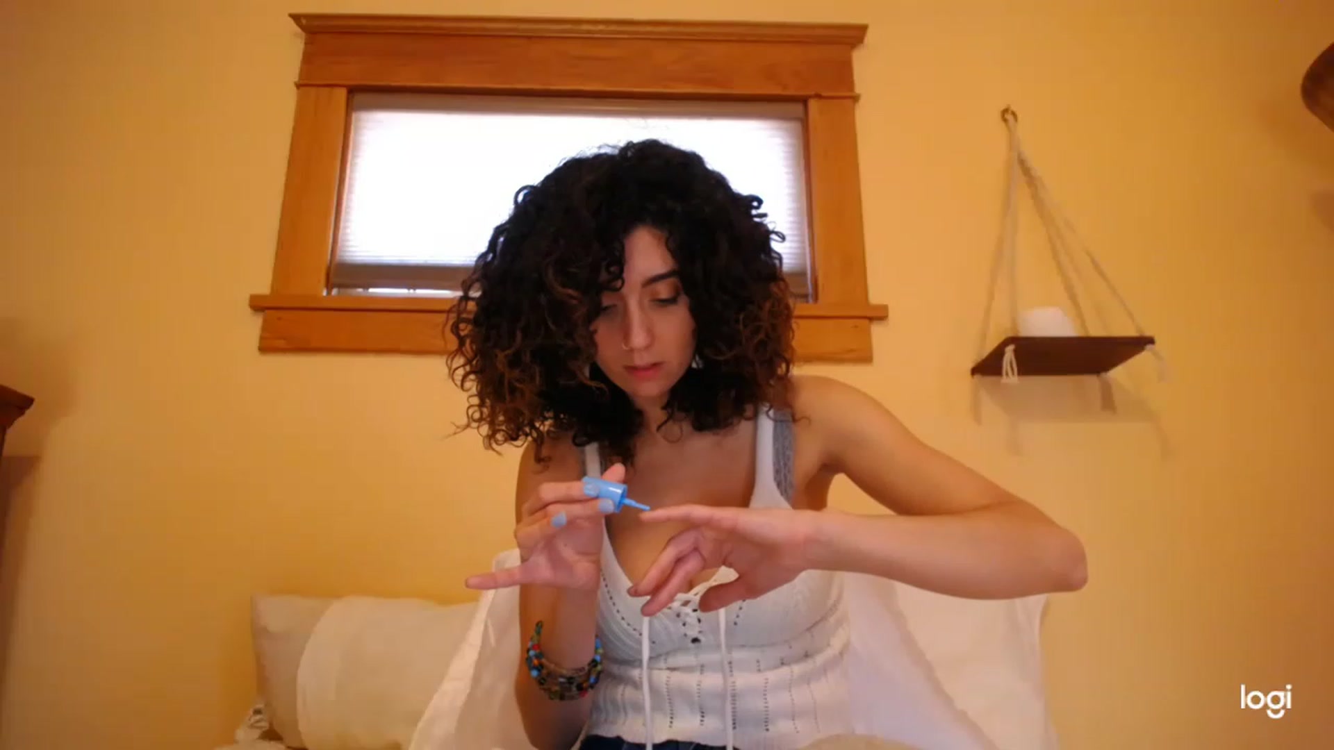 Gallery image thumbnail from luabelle's myfreecams stream on, 11/21/2022, 17:33 image 5 of 20