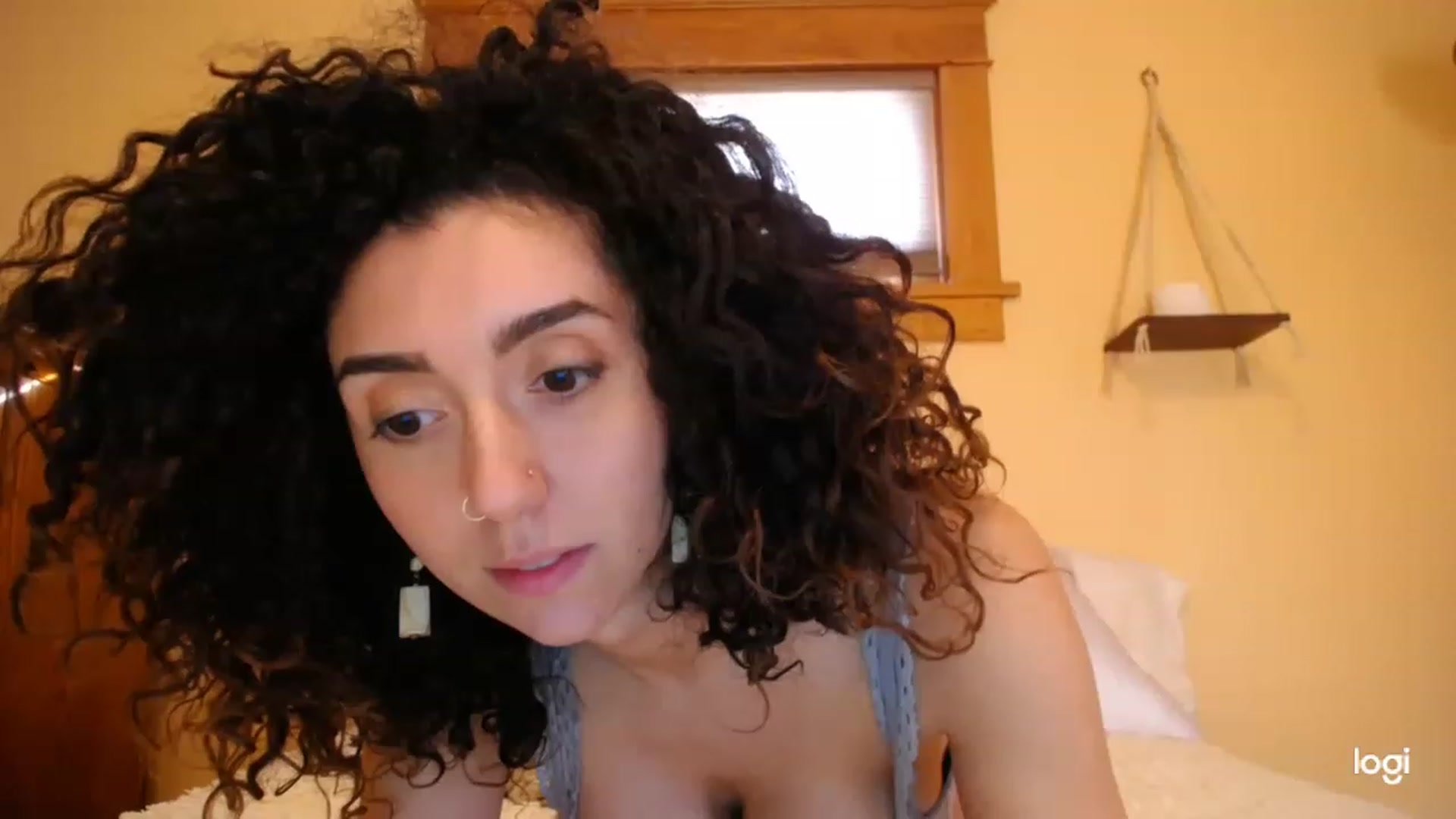 Gallery image thumbnail from luabelle's myfreecams stream on, 11/21/2022, 18:29 image 15 of 20