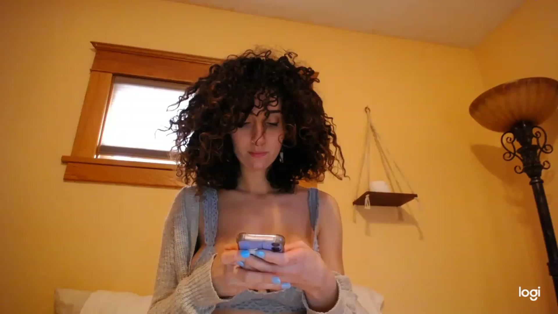 Gallery image thumbnail from luabelle's myfreecams stream on, 11/21/2022, 19:05 image 11 of 20