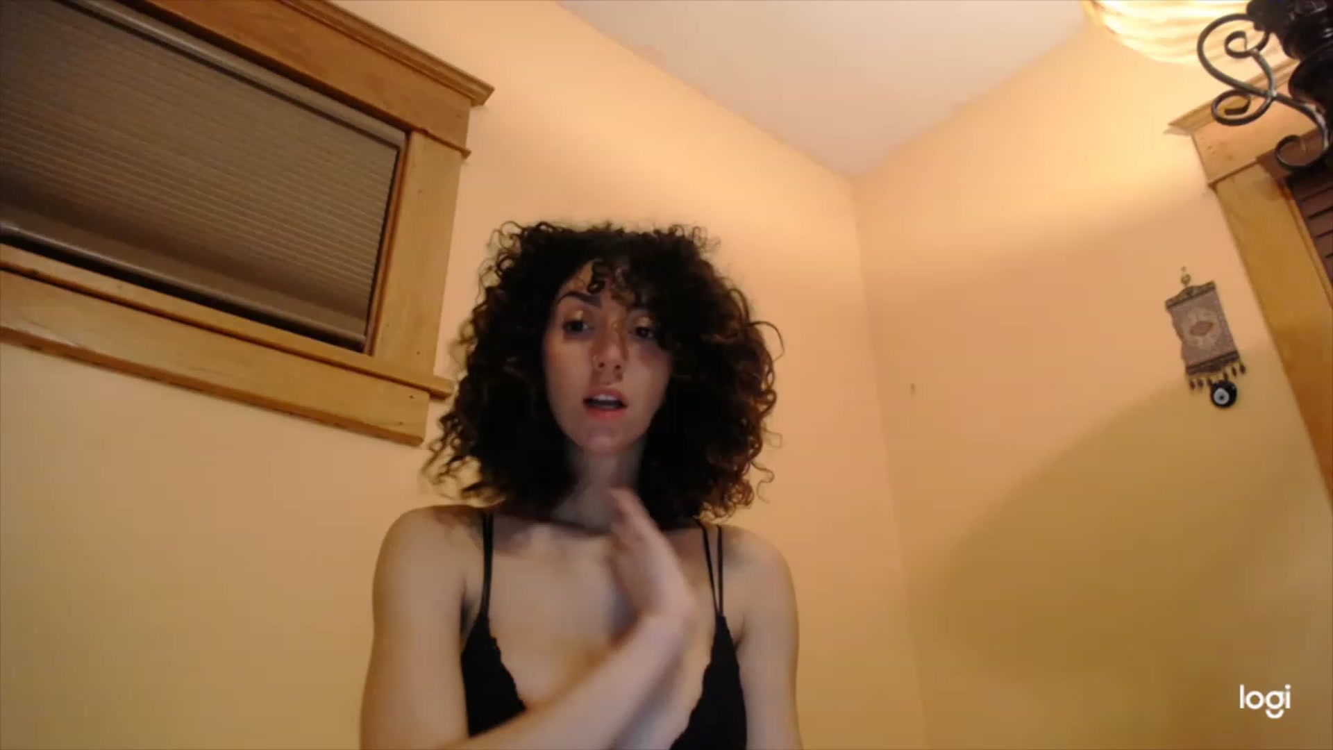 Gallery image thumbnail from luabelle's myfreecams stream on, 11/28/2022, 05:40 image 6 of 20