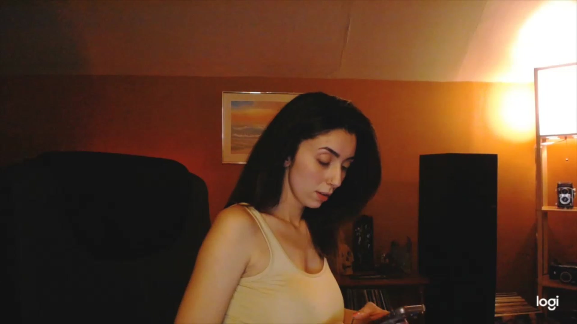 Gallery image thumbnail from luabelle's myfreecams stream on, 12/06/2022, 03:55 image 16 of 20