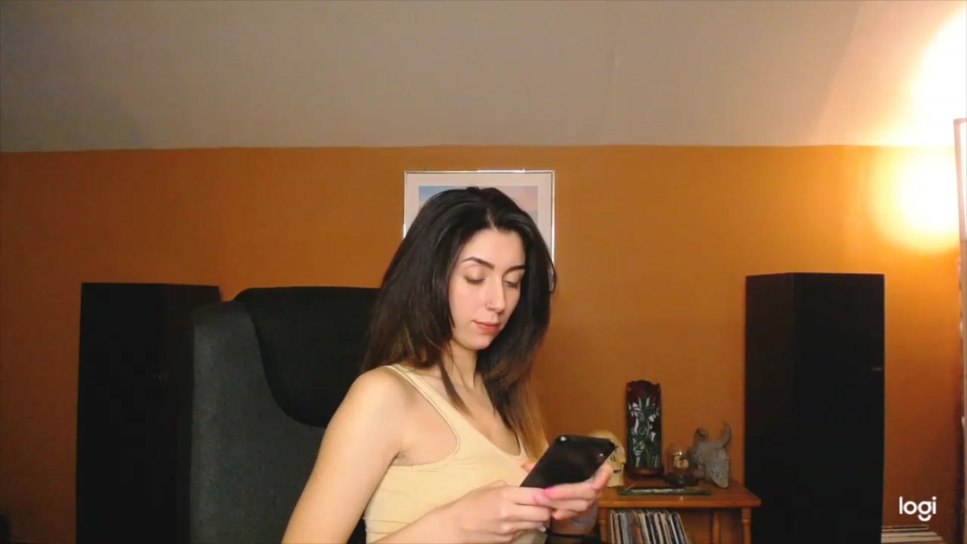 Gallery image thumbnail from luabelle's myfreecams stream on, 12/06/2022, 05:14 image 4 of 20