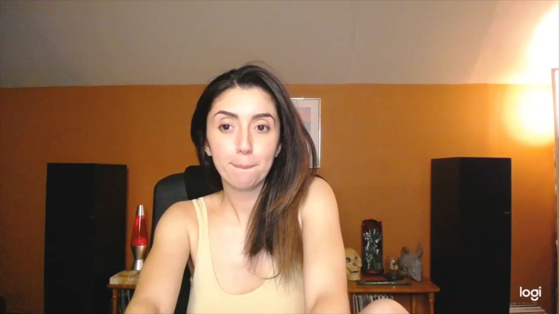 Gallery image thumbnail from luabelle's myfreecams stream on, 12/06/2022, 05:14 image 1 of 20