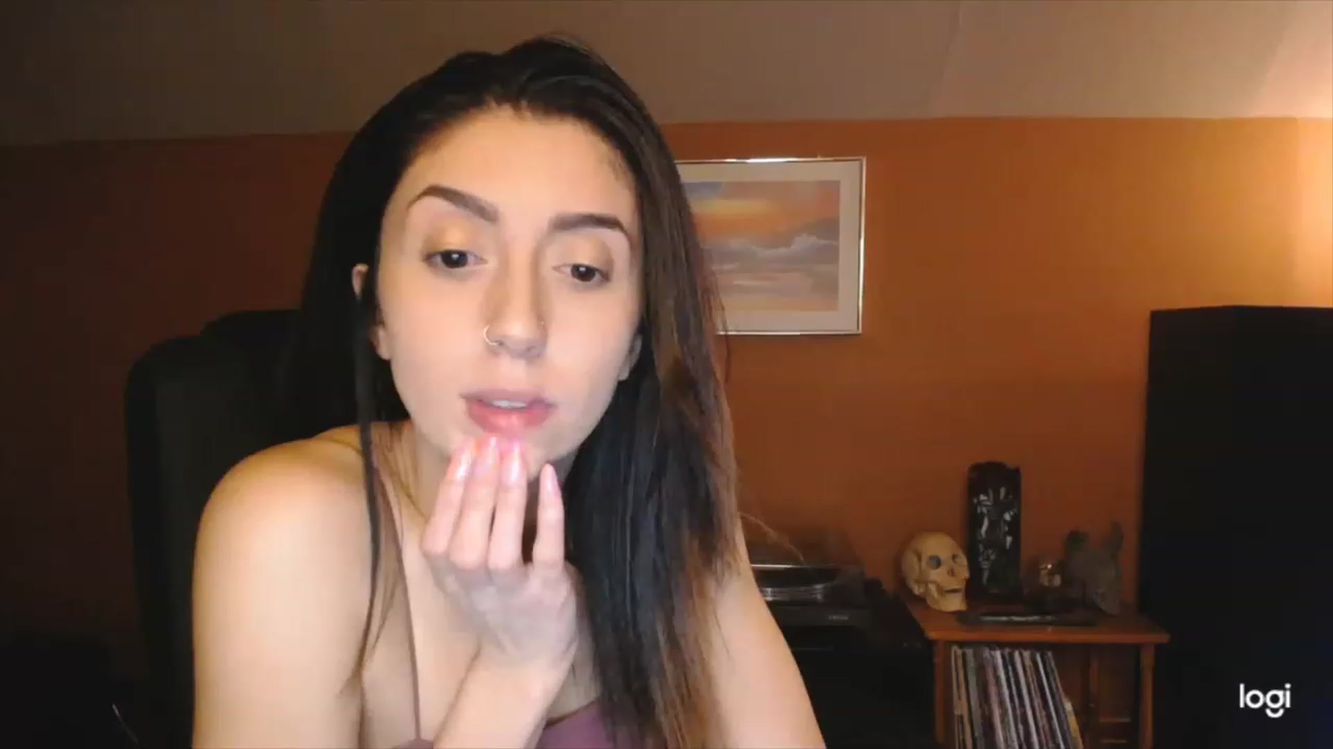 Gallery image thumbnail from luabelle's myfreecams stream on, 12/06/2022, 17:50 image 7 of 20