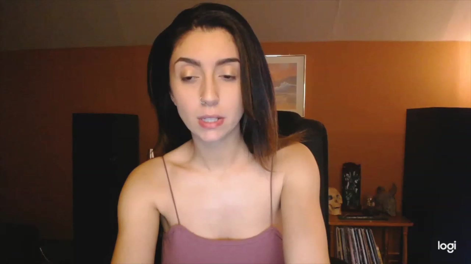 Gallery image thumbnail from luabelle's myfreecams stream on, 12/06/2022, 17:50 image 12 of 20
