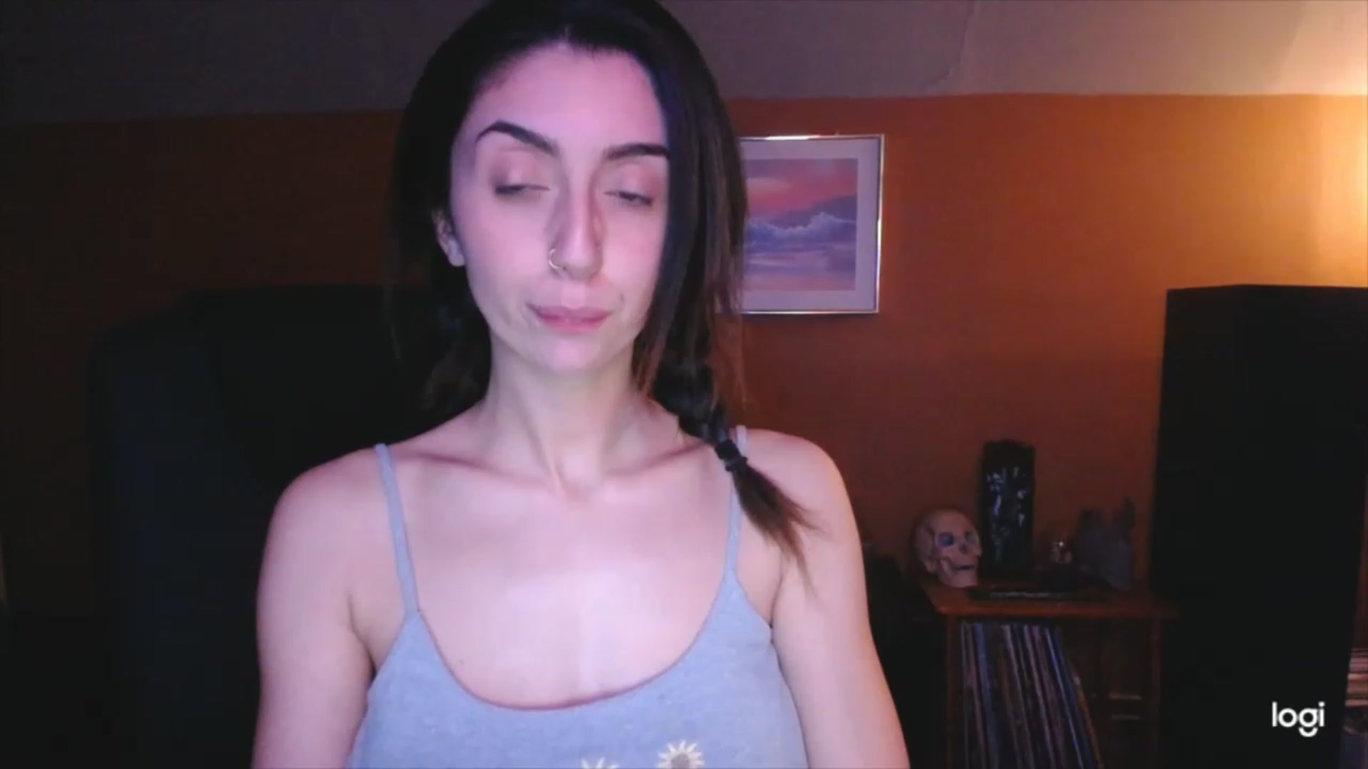 Gallery image thumbnail from luabelle's myfreecams stream on, 12/07/2022, 03:56 image 1 of 20