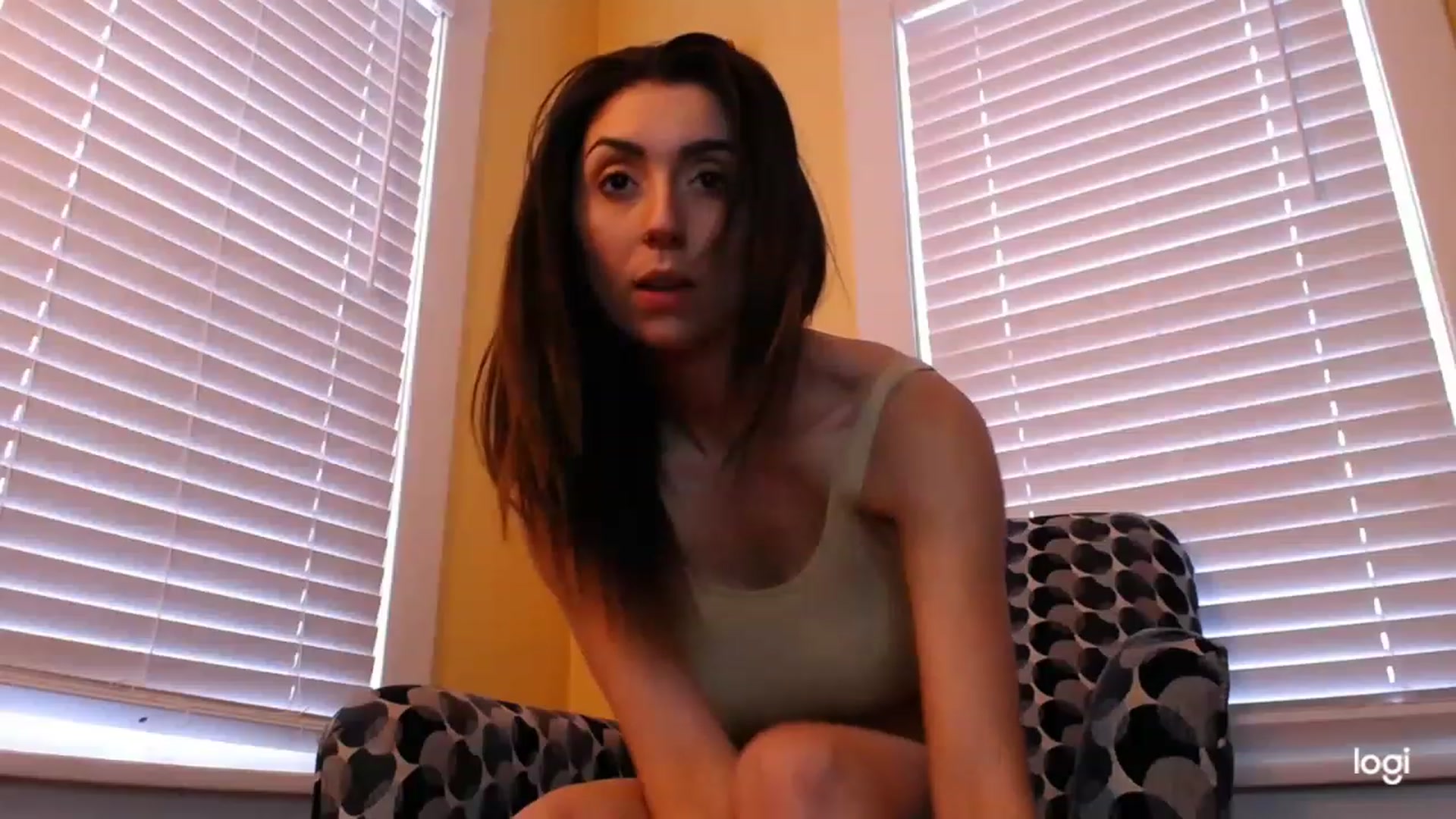 Gallery image thumbnail from luabelle's myfreecams stream on, 12/12/2022, 18:13 image 19 of 20