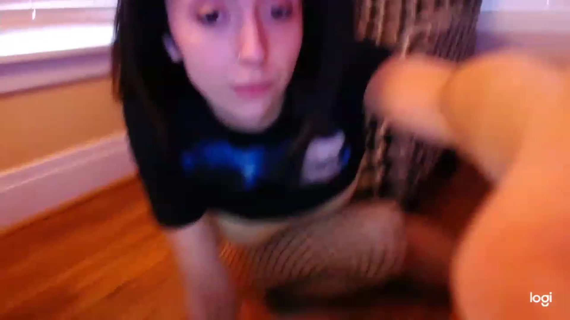 Gallery image thumbnail from luabelle's myfreecams stream on, 12/12/2022, 19:00 image 15 of 20
