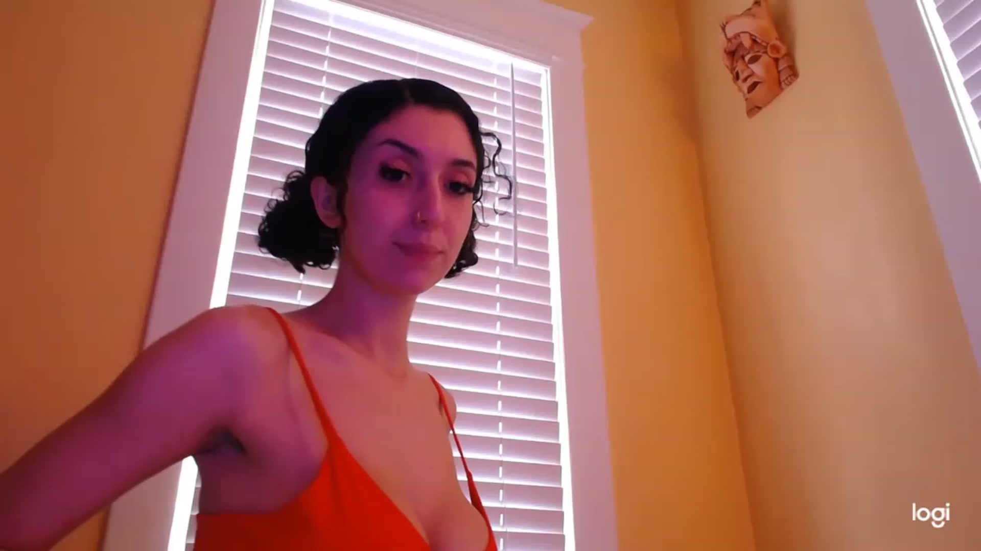 Gallery image thumbnail from luabelle's myfreecams stream on, 01/25/2023, 17:11 image 17 of 20
