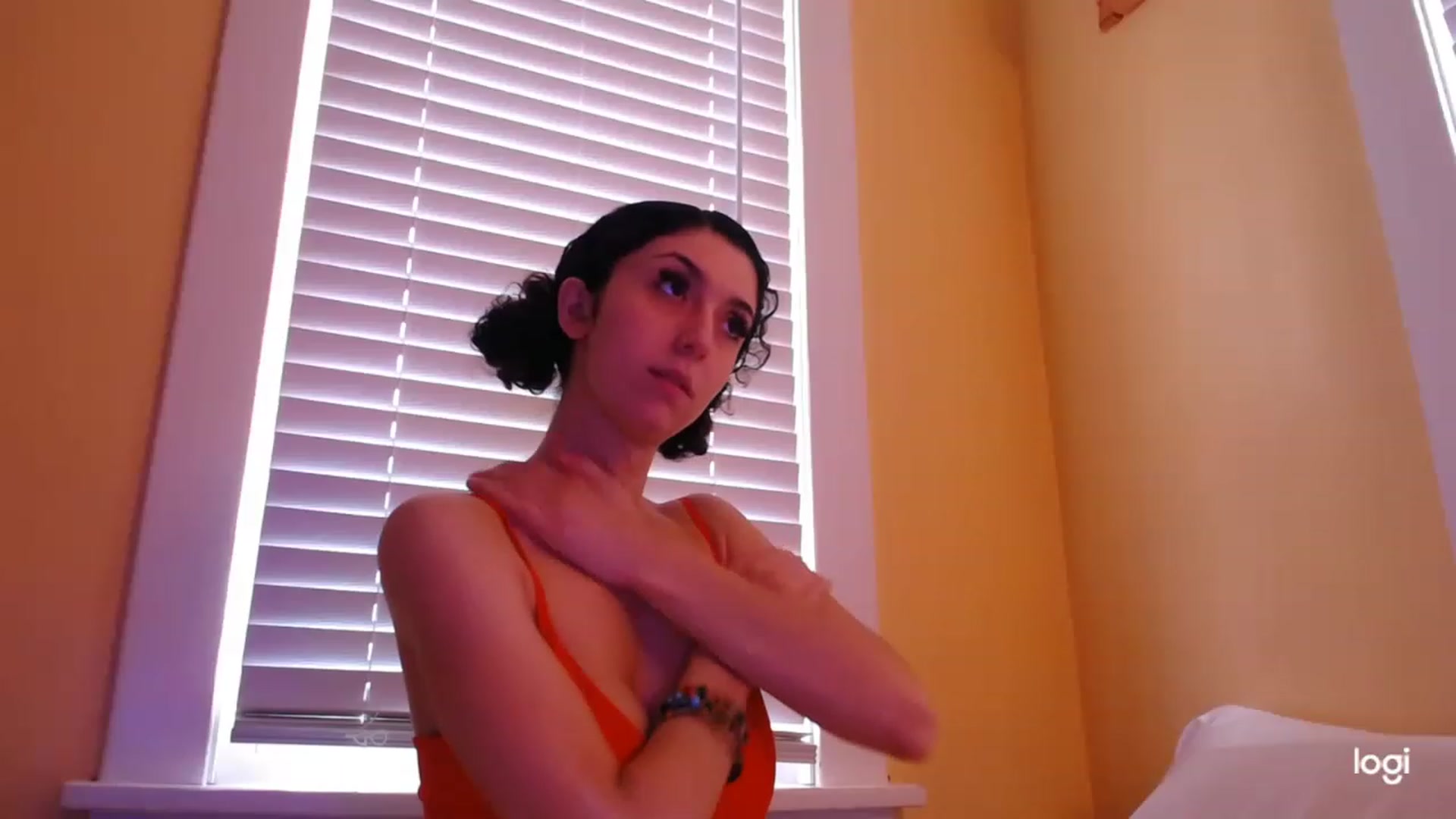 Gallery image thumbnail from luabelle's myfreecams stream on, 01/25/2023, 17:11 image 14 of 20