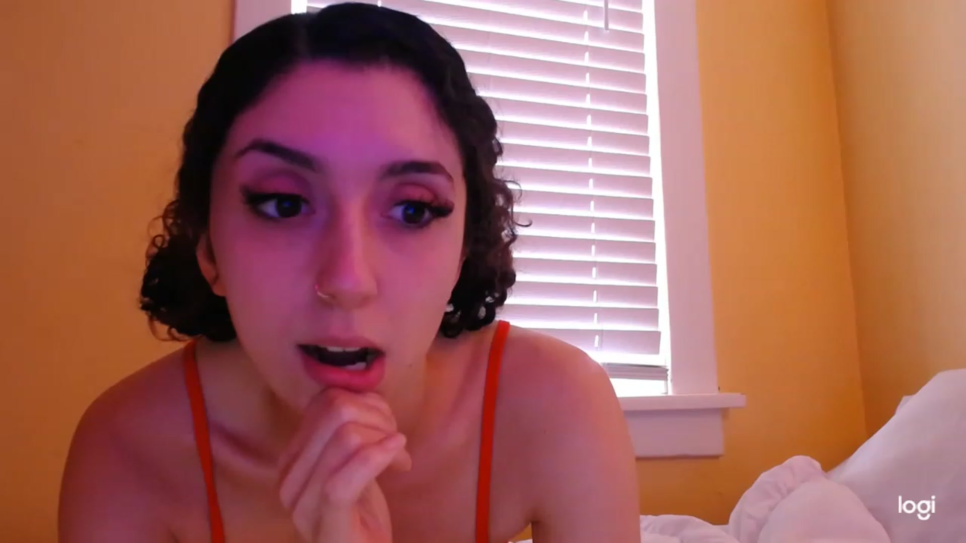 Gallery image thumbnail from luabelle's myfreecams stream on, 01/25/2023, 18:14 image 15 of 20