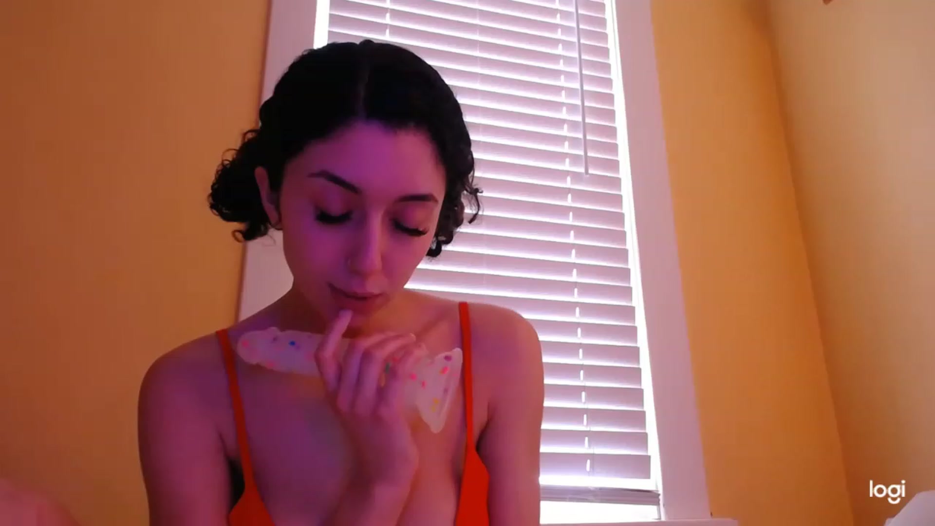 Gallery image thumbnail from luabelle's myfreecams stream on, 01/25/2023, 18:14 image 19 of 20