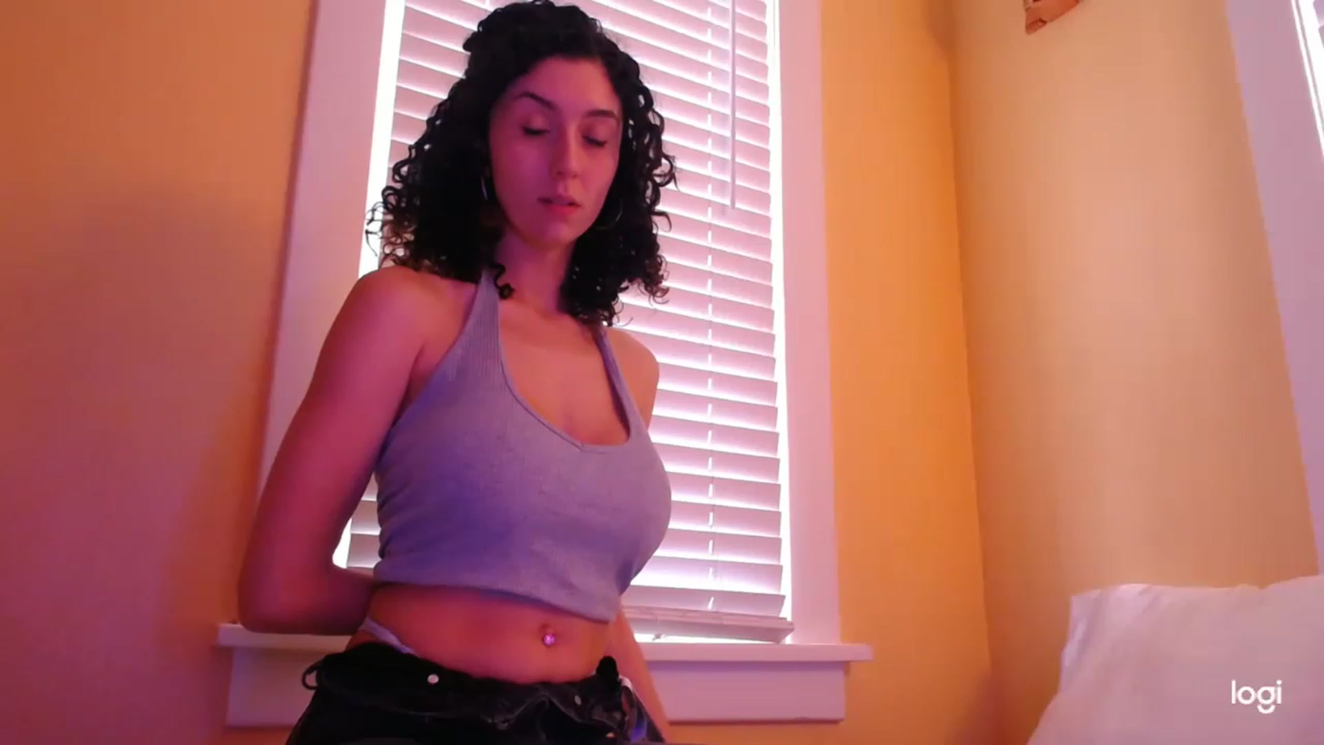 Gallery image thumbnail from luabelle's myfreecams stream on, 01/26/2023, 18:00 image 1 of 20